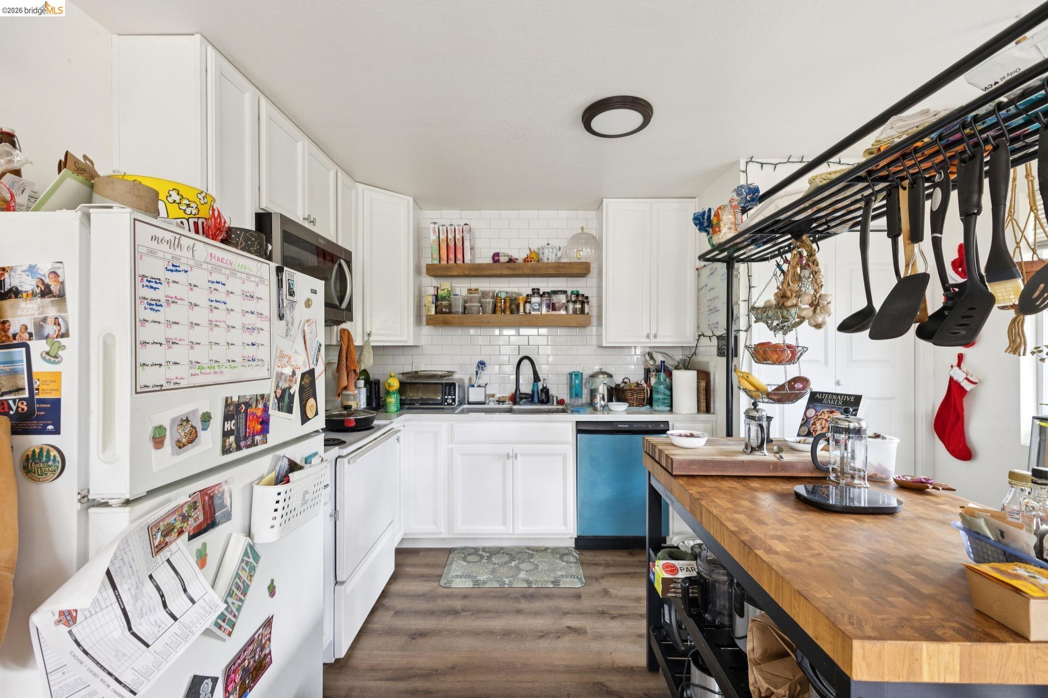 Detail Gallery Image 51 of 60 For 1983 38th Ave, Oakland,  CA 94601 - 5 Beds | 4 Baths