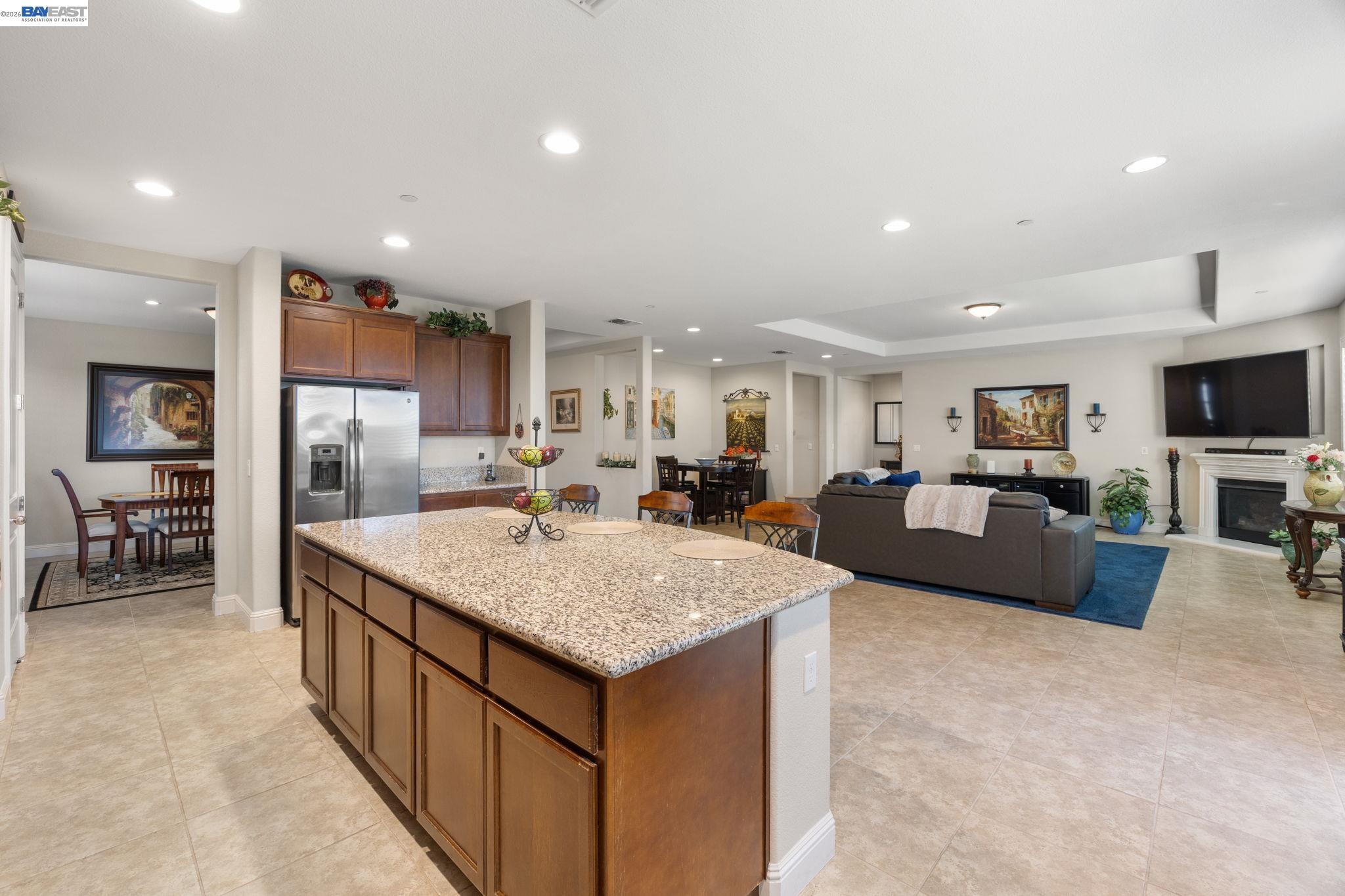 Detail Gallery Image 15 of 60 For 2233 Demartini Ln, Brentwood,  CA 94513 - 4 Beds | 3 Baths