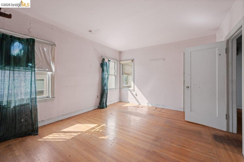 Detail Gallery Image 31 of 60 For 2569 Maxwell Ave, Oakland,  CA 94601 - 3 Beds | 1 Baths