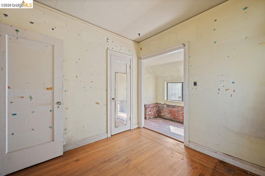 Detail Gallery Image 33 of 60 For 2569 Maxwell Ave, Oakland,  CA 94601 - 3 Beds | 1 Baths