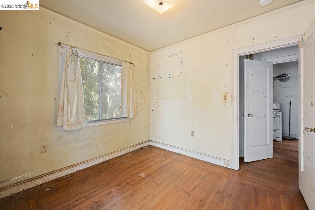 Detail Gallery Image 35 of 60 For 2569 Maxwell Ave, Oakland,  CA 94601 - 3 Beds | 1 Baths