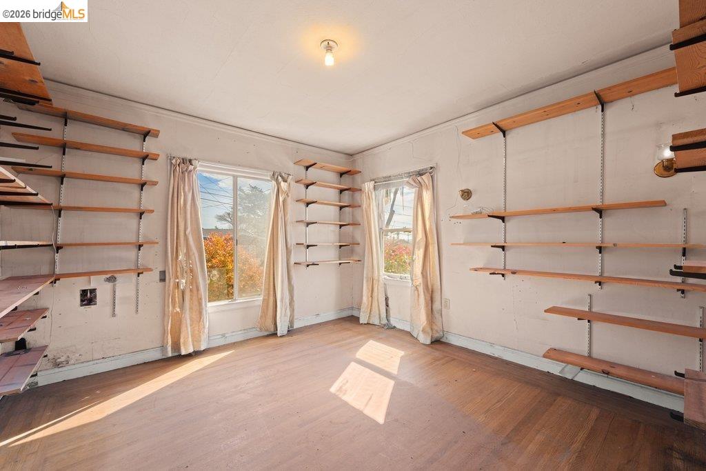 Detail Gallery Image 42 of 60 For 2569 Maxwell Ave, Oakland,  CA 94601 - 3 Beds | 1 Baths