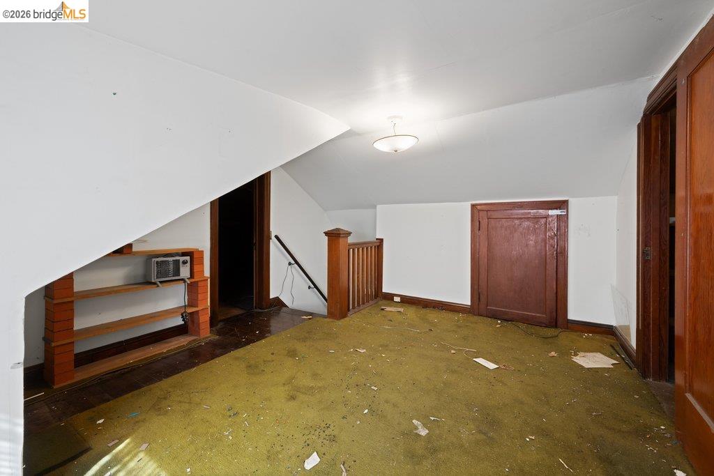 Detail Gallery Image 51 of 60 For 2569 Maxwell Ave, Oakland,  CA 94601 - 3 Beds | 1 Baths