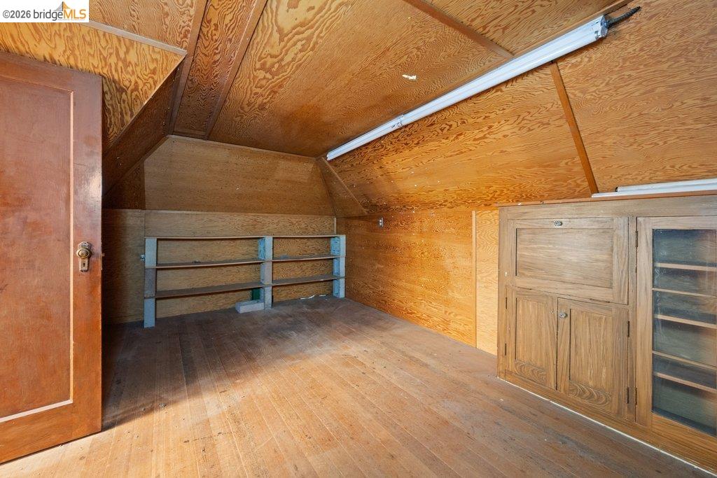 Detail Gallery Image 52 of 60 For 2569 Maxwell Ave, Oakland,  CA 94601 - 3 Beds | 1 Baths