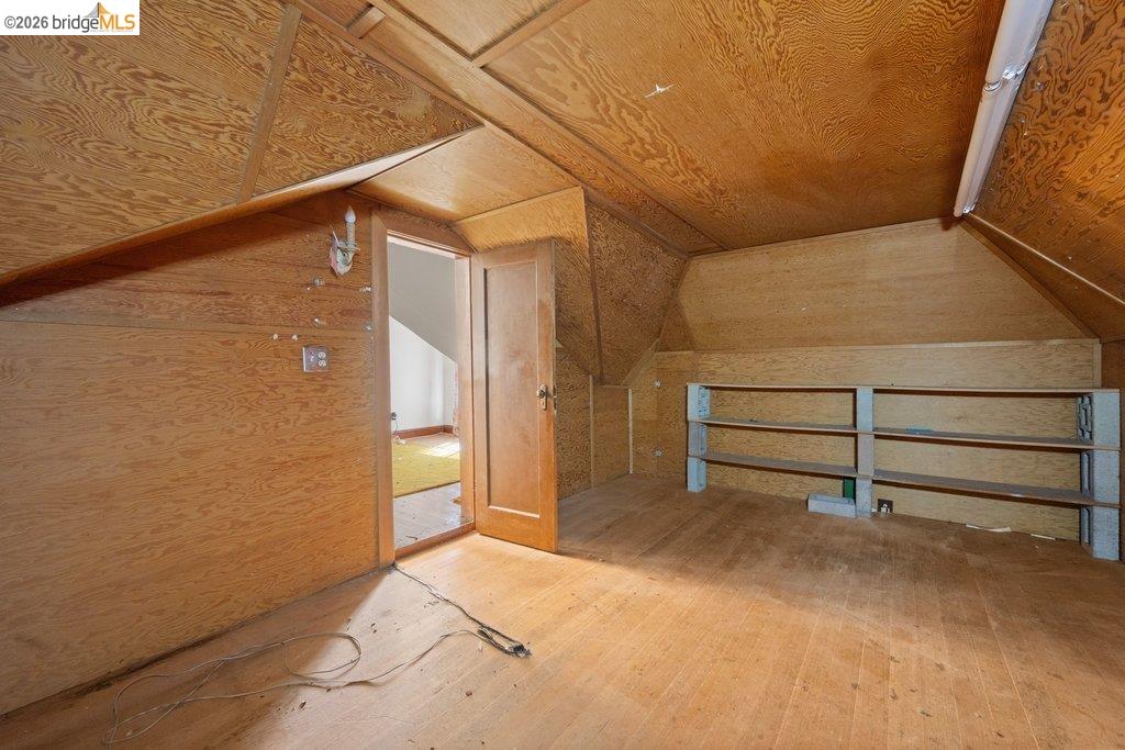 Detail Gallery Image 53 of 60 For 2569 Maxwell Ave, Oakland,  CA 94601 - 3 Beds | 1 Baths