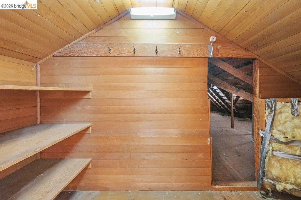 Detail Gallery Image 54 of 60 For 2569 Maxwell Ave, Oakland,  CA 94601 - 3 Beds | 1 Baths