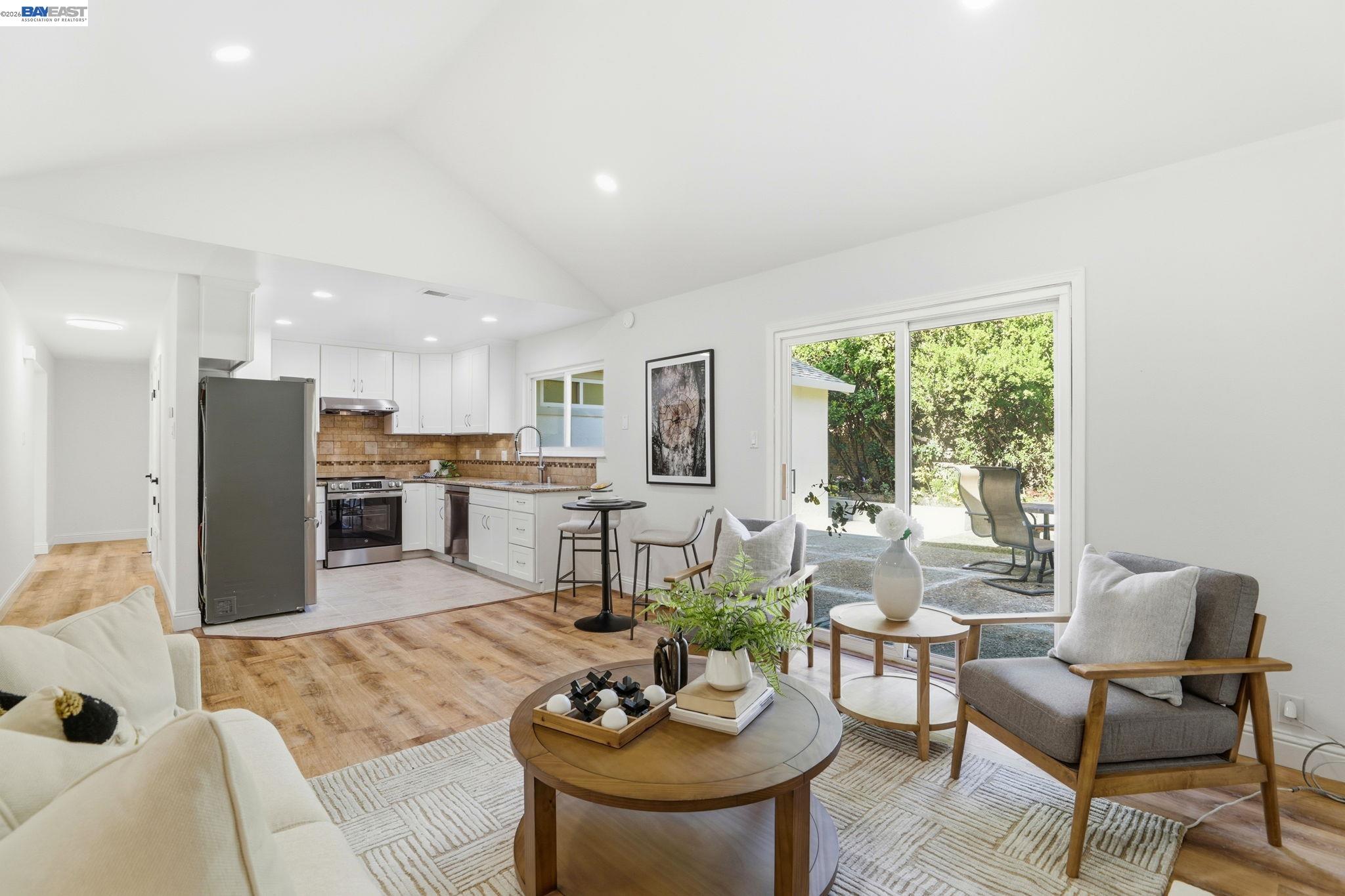 Detail Gallery Image 11 of 33 For 240 Carmelita Pl, Fremont,  CA 94539 - 3 Beds | 2 Baths