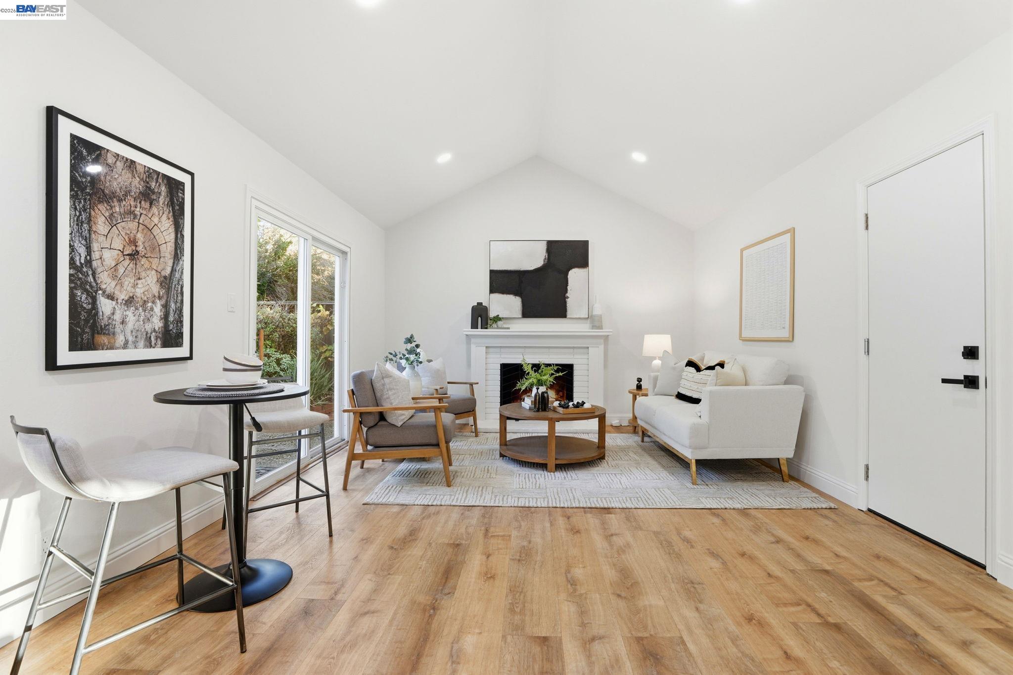 Detail Gallery Image 7 of 33 For 240 Carmelita Pl, Fremont,  CA 94539 - 3 Beds | 2 Baths