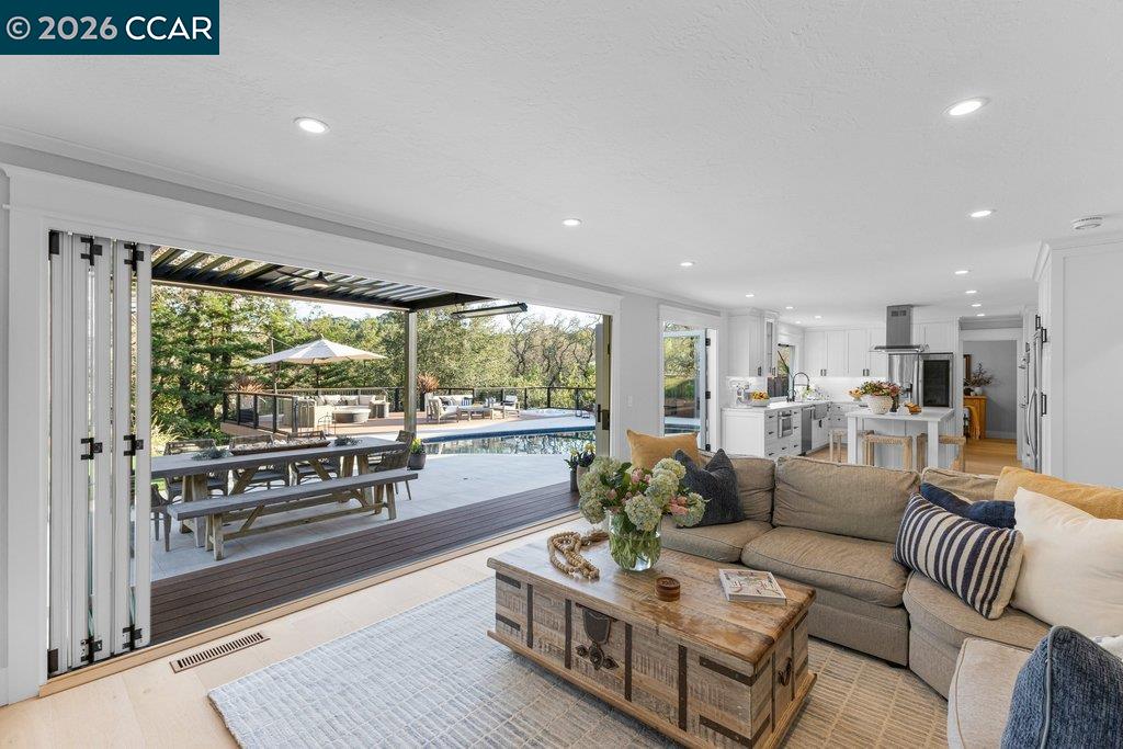 Detail Gallery Image 28 of 60 For 1832 Joseph Drive, Moraga,  CA 94556 - 4 Beds | 3 Baths