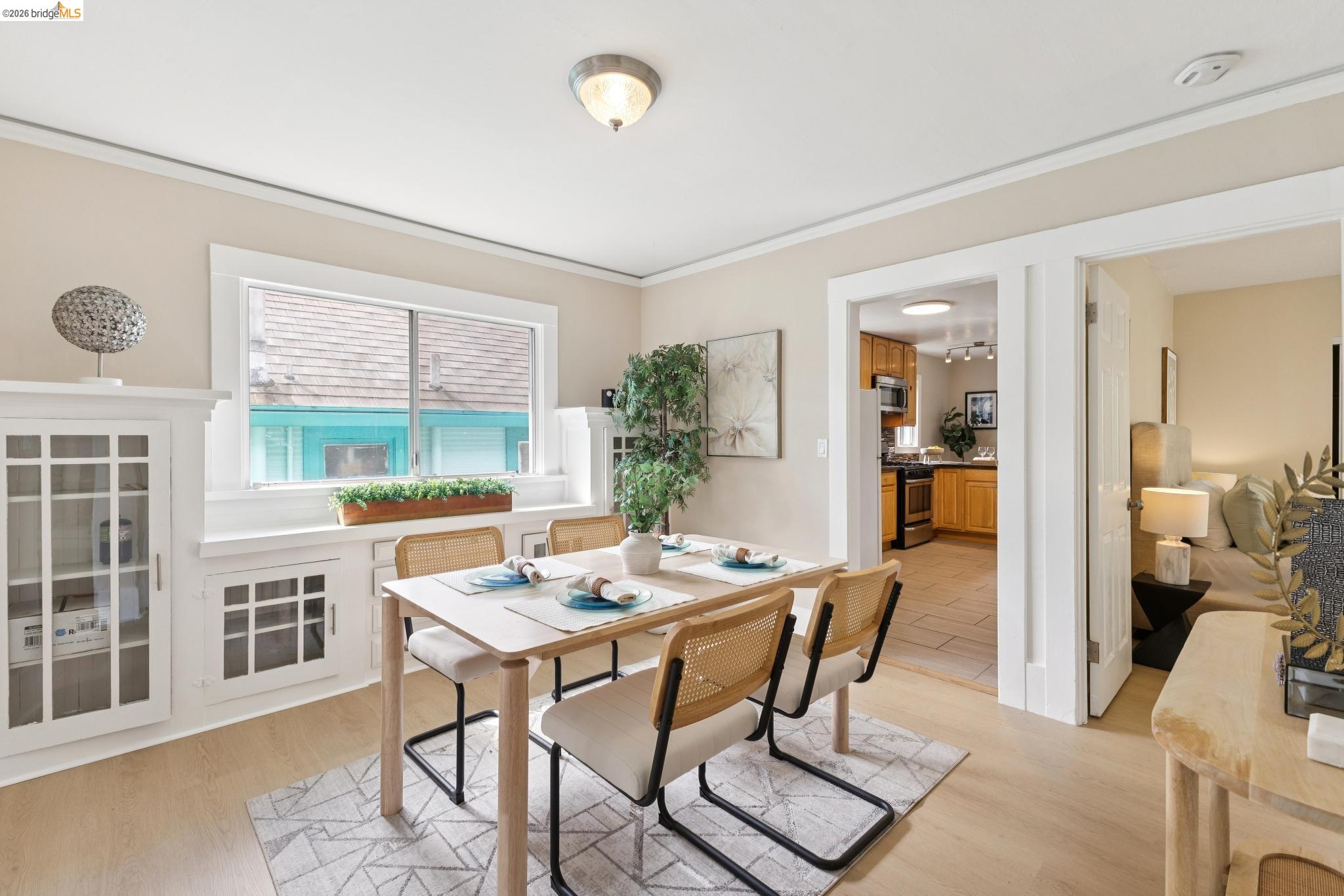 Detail Gallery Image 13 of 60 For 1983 38th Ave, Oakland,  CA 94601 - – Beds | – Baths