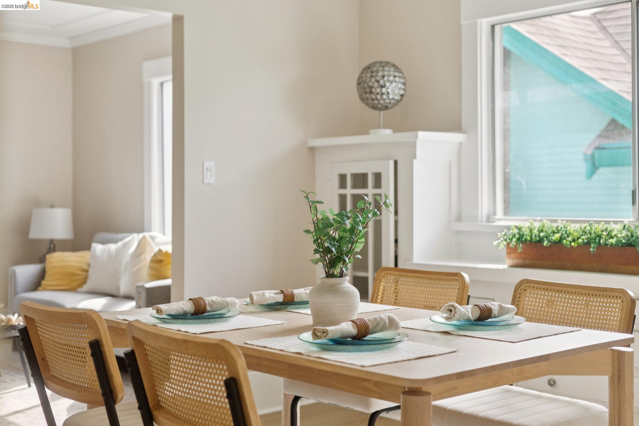 Detail Gallery Image 15 of 60 For 1983 38th Ave, Oakland,  CA 94601 - – Beds | – Baths