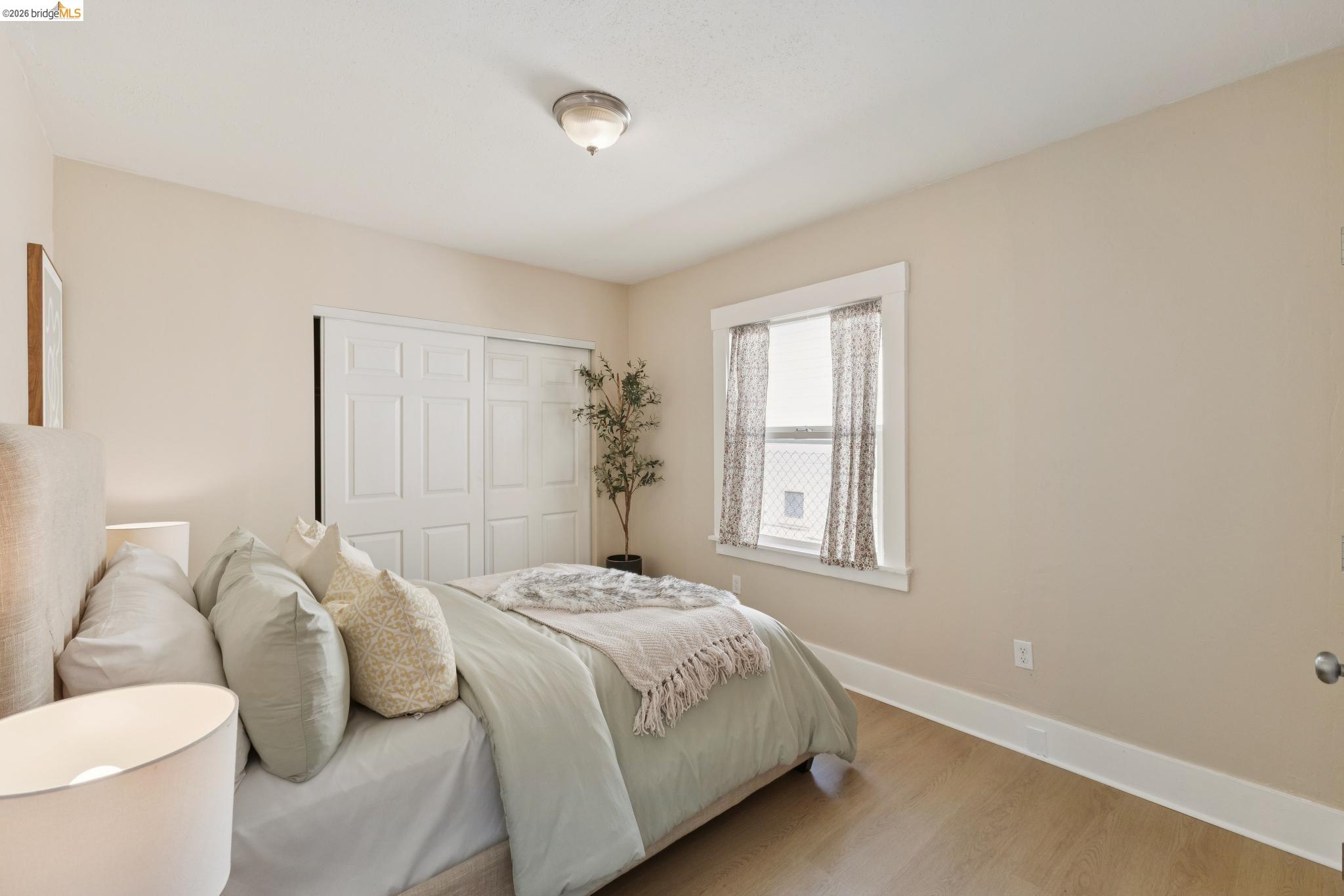 Detail Gallery Image 19 of 60 For 1983 38th Ave, Oakland,  CA 94601 - – Beds | – Baths