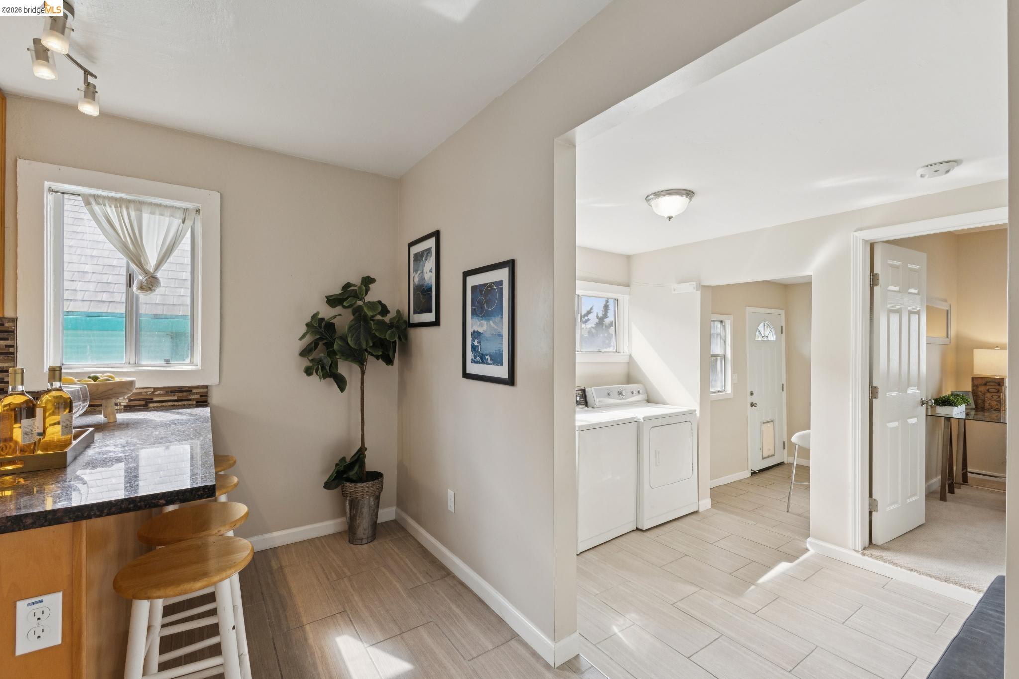 Detail Gallery Image 32 of 60 For 1983 38th Ave, Oakland,  CA 94601 - – Beds | – Baths