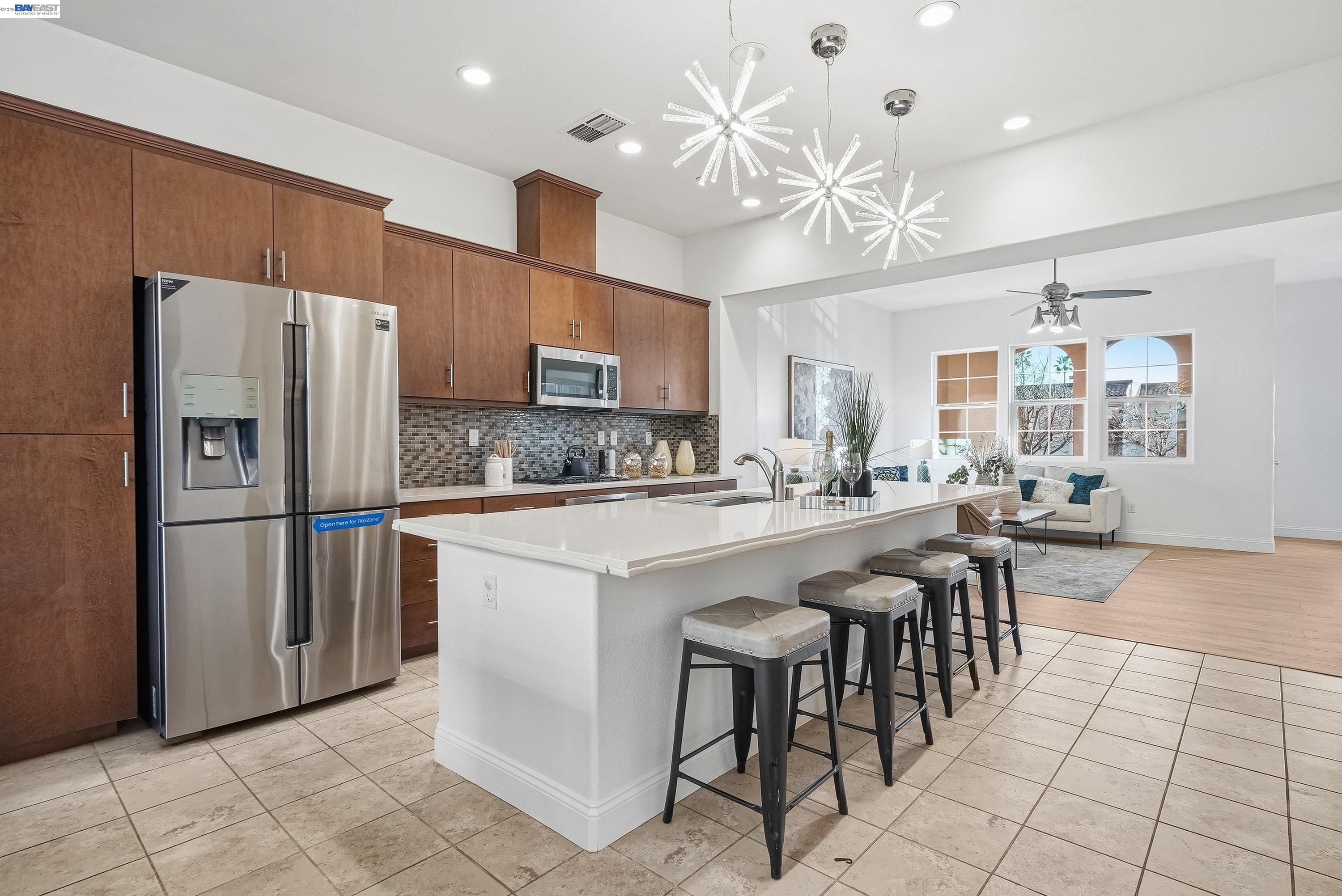 Photo #5: 41125794 Listing: Photo #5