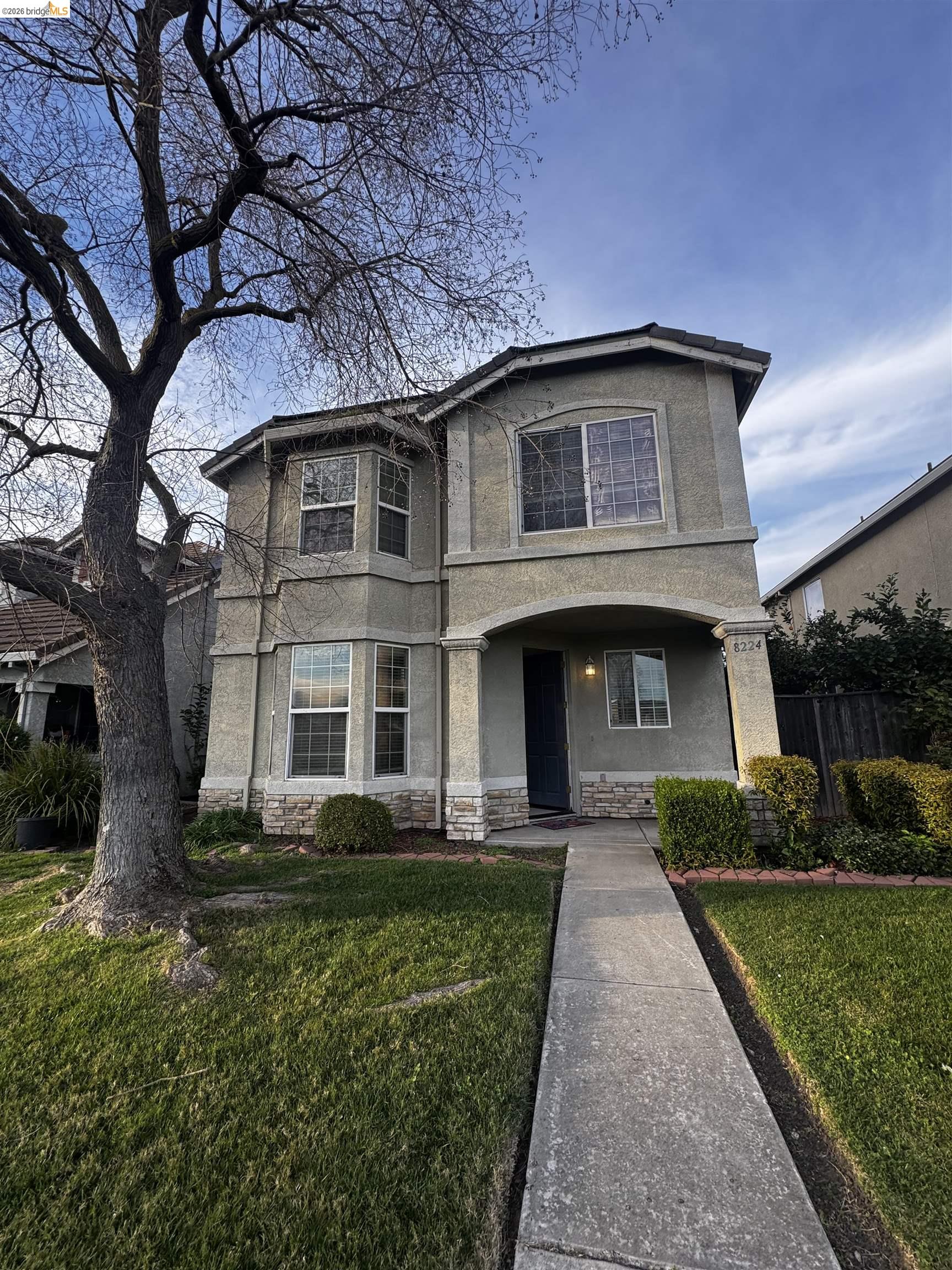 Detail Gallery Image 1 of 26 For 8224 Shay Cir, Stockton,  CA 95212 - 3 Beds | 2/1 Baths