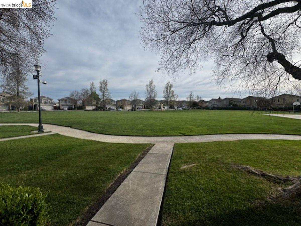 Detail Gallery Image 2 of 35 For 8224 Shay Cir, Stockton,  CA 95212 - 3 Beds | 2/1 Baths