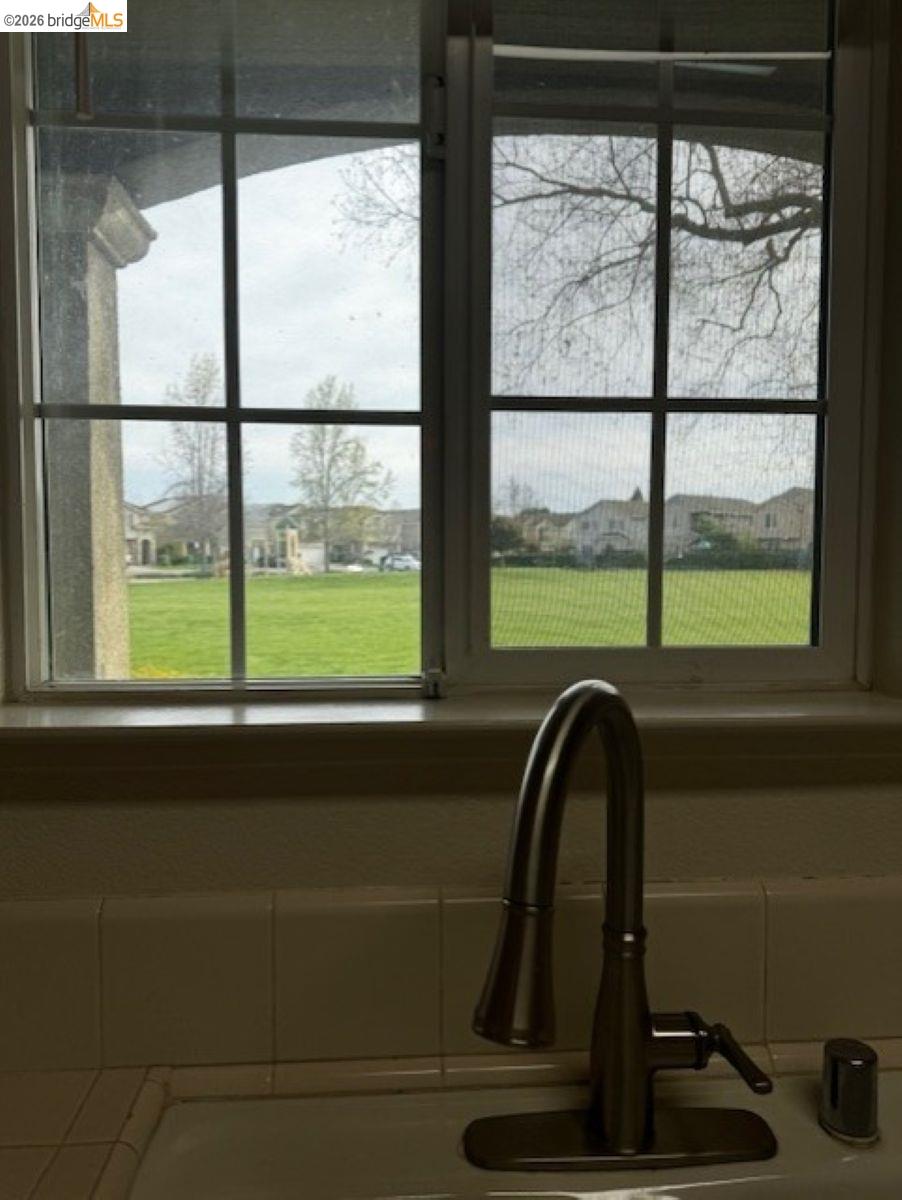 Detail Gallery Image 11 of 35 For 8224 Shay Cir, Stockton,  CA 95212 - 3 Beds | 2/1 Baths