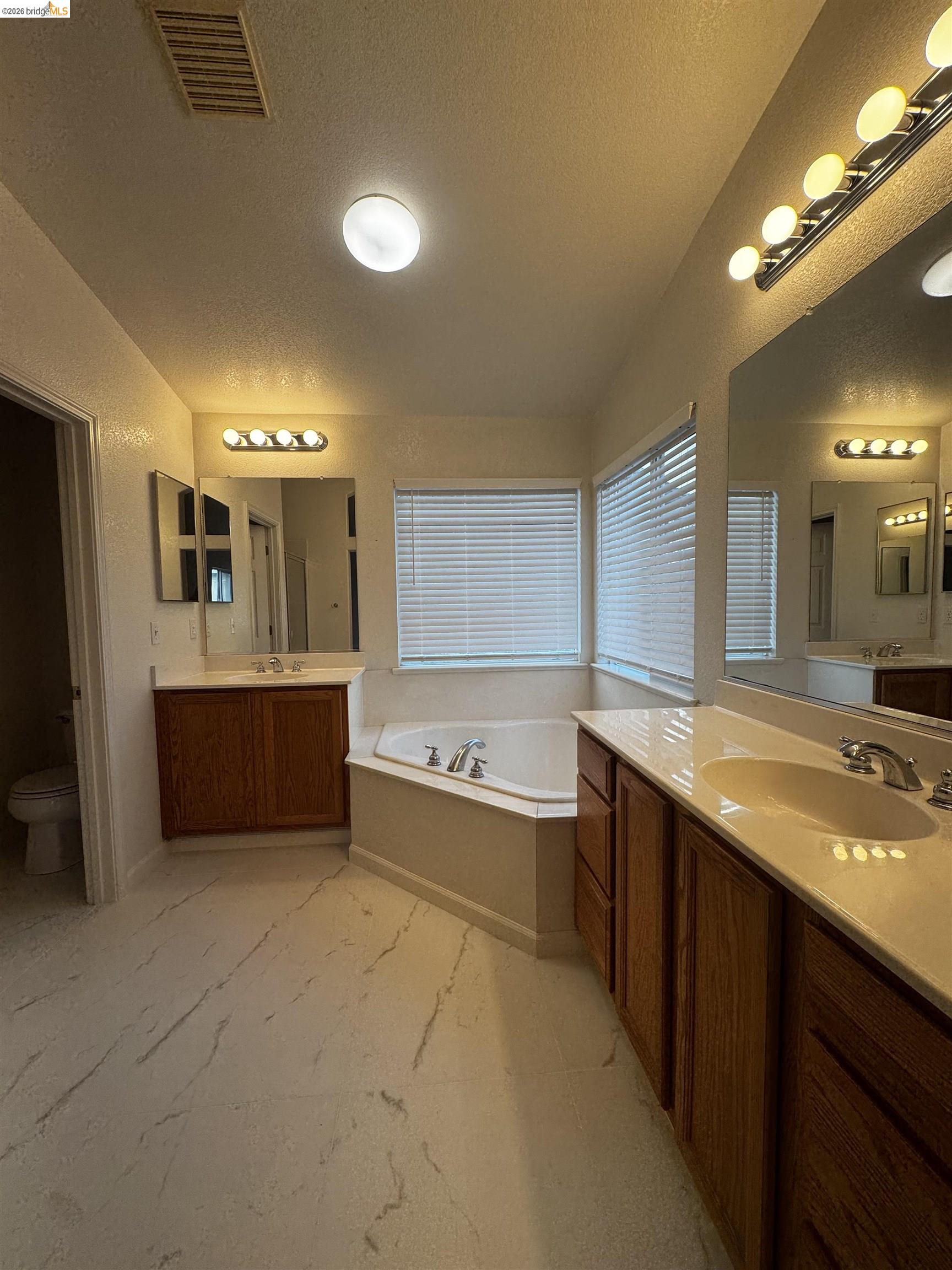 Detail Gallery Image 15 of 26 For 8224 Shay Cir, Stockton,  CA 95212 - 3 Beds | 2/1 Baths