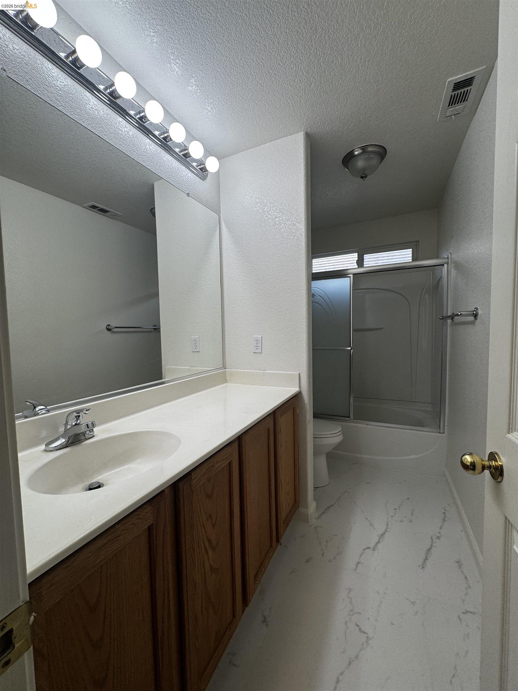 Detail Gallery Image 19 of 26 For 8224 Shay Cir, Stockton,  CA 95212 - 3 Beds | 2/1 Baths