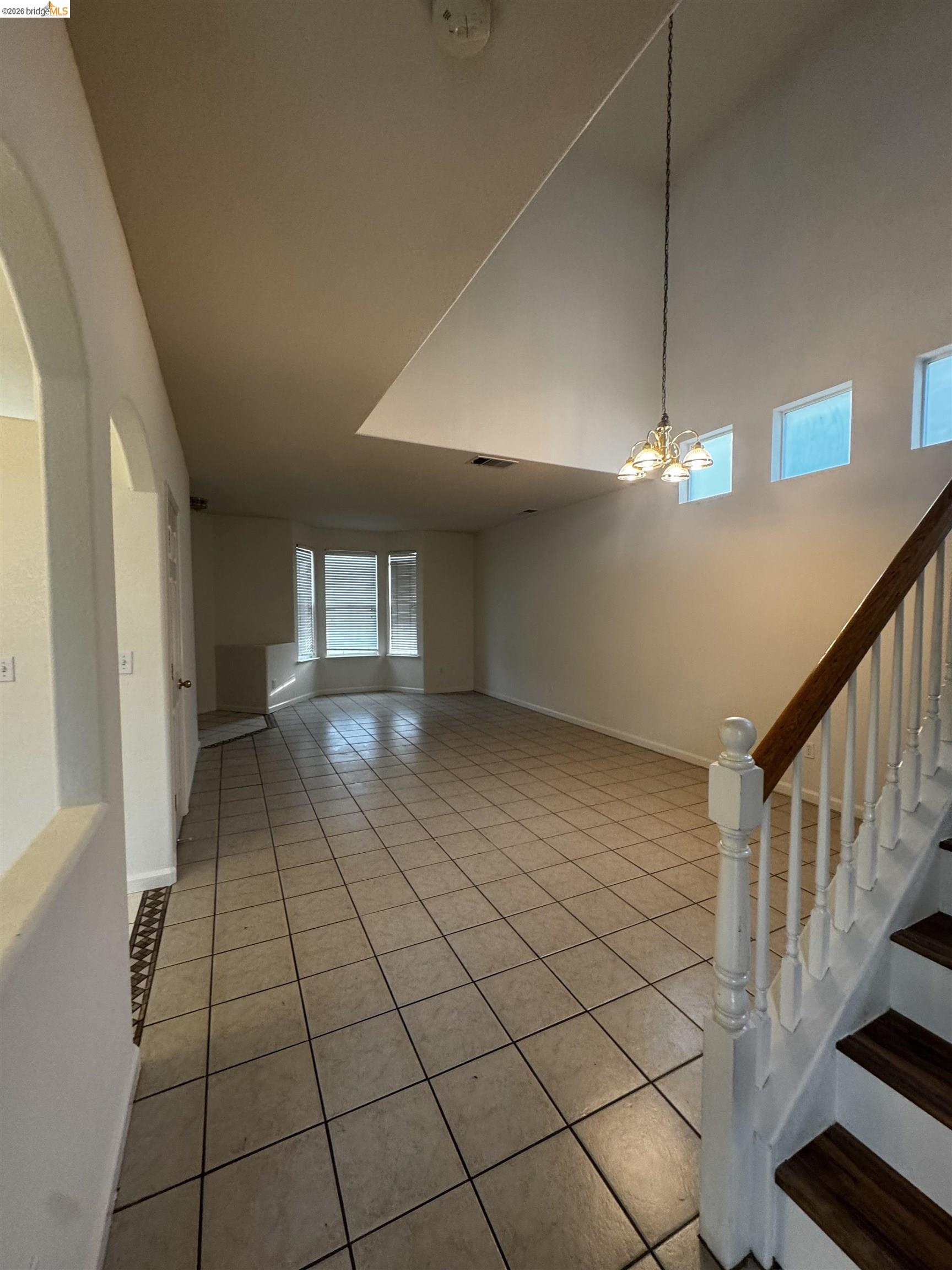 Detail Gallery Image 5 of 26 For 8224 Shay Cir, Stockton,  CA 95212 - 3 Beds | 2/1 Baths