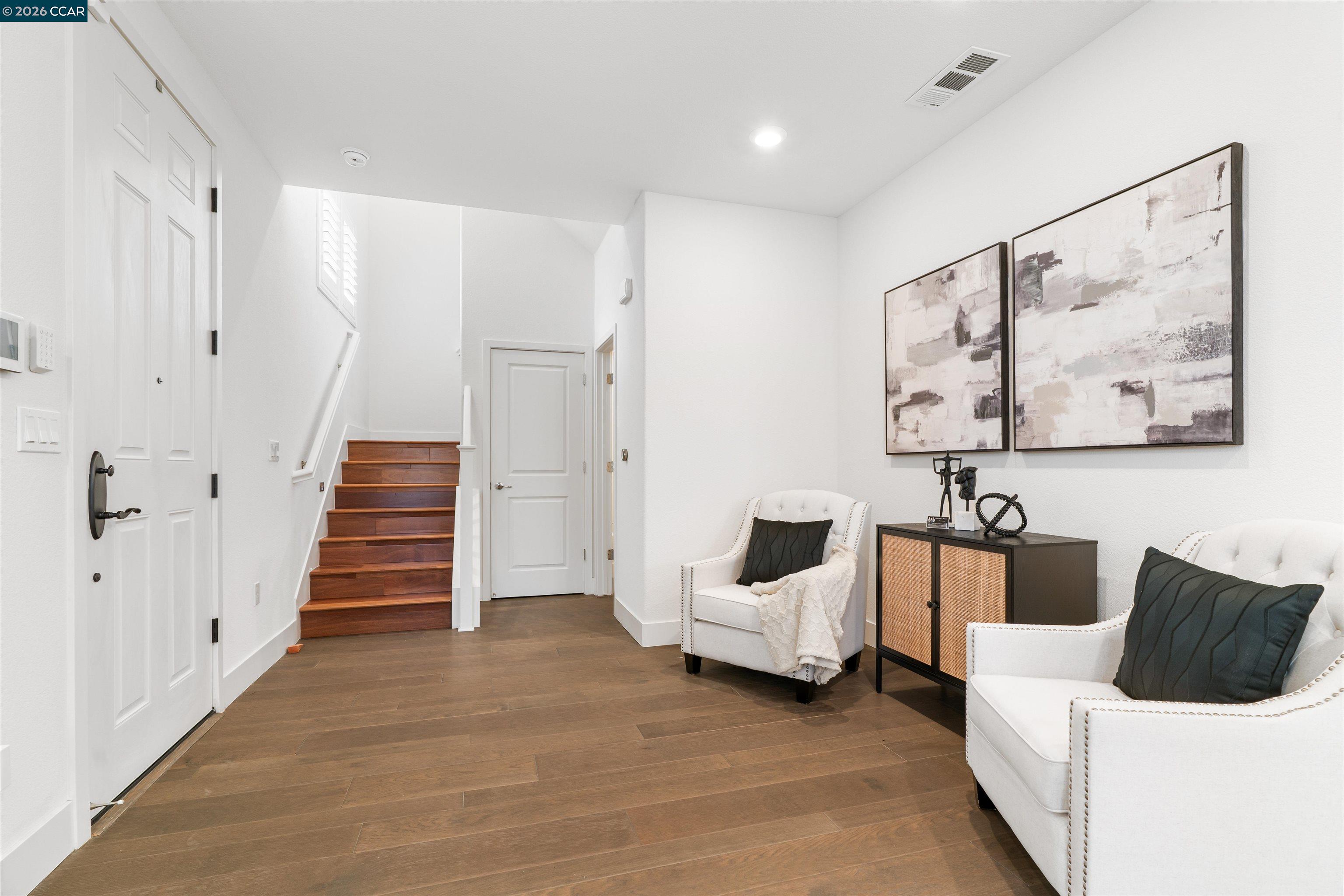 Detail Gallery Image 18 of 54 For 3016 Threecastles Way, Dublin,  CA 94568 - 4 Beds | 3/1 Baths