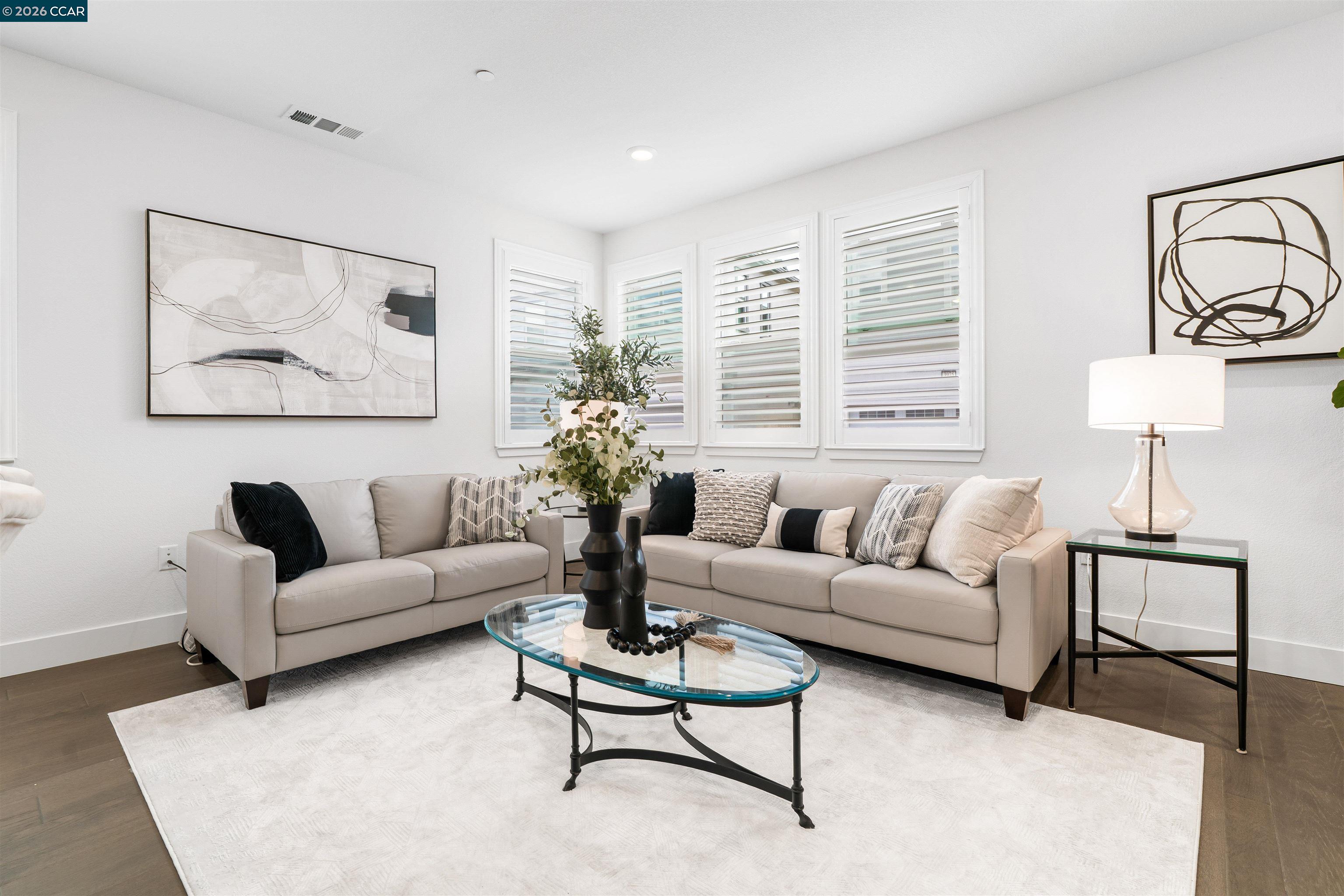 Detail Gallery Image 9 of 54 For 3016 Threecastles Way, Dublin,  CA 94568 - 4 Beds | 3/1 Baths