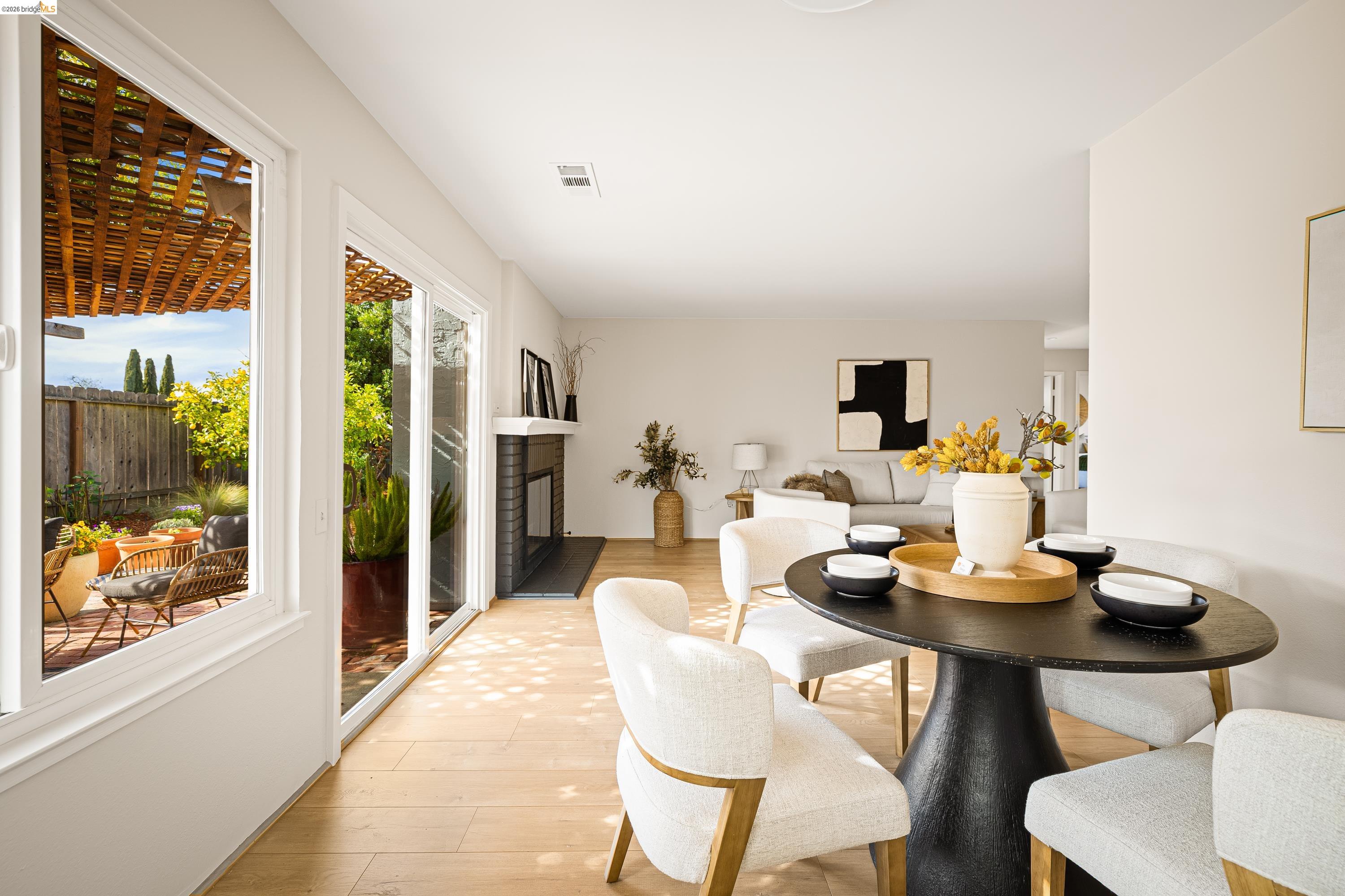 Detail Gallery Image 30 of 58 For 10 Clear Water Ct, Richmond,  CA 94803 - 3 Beds | 2 Baths