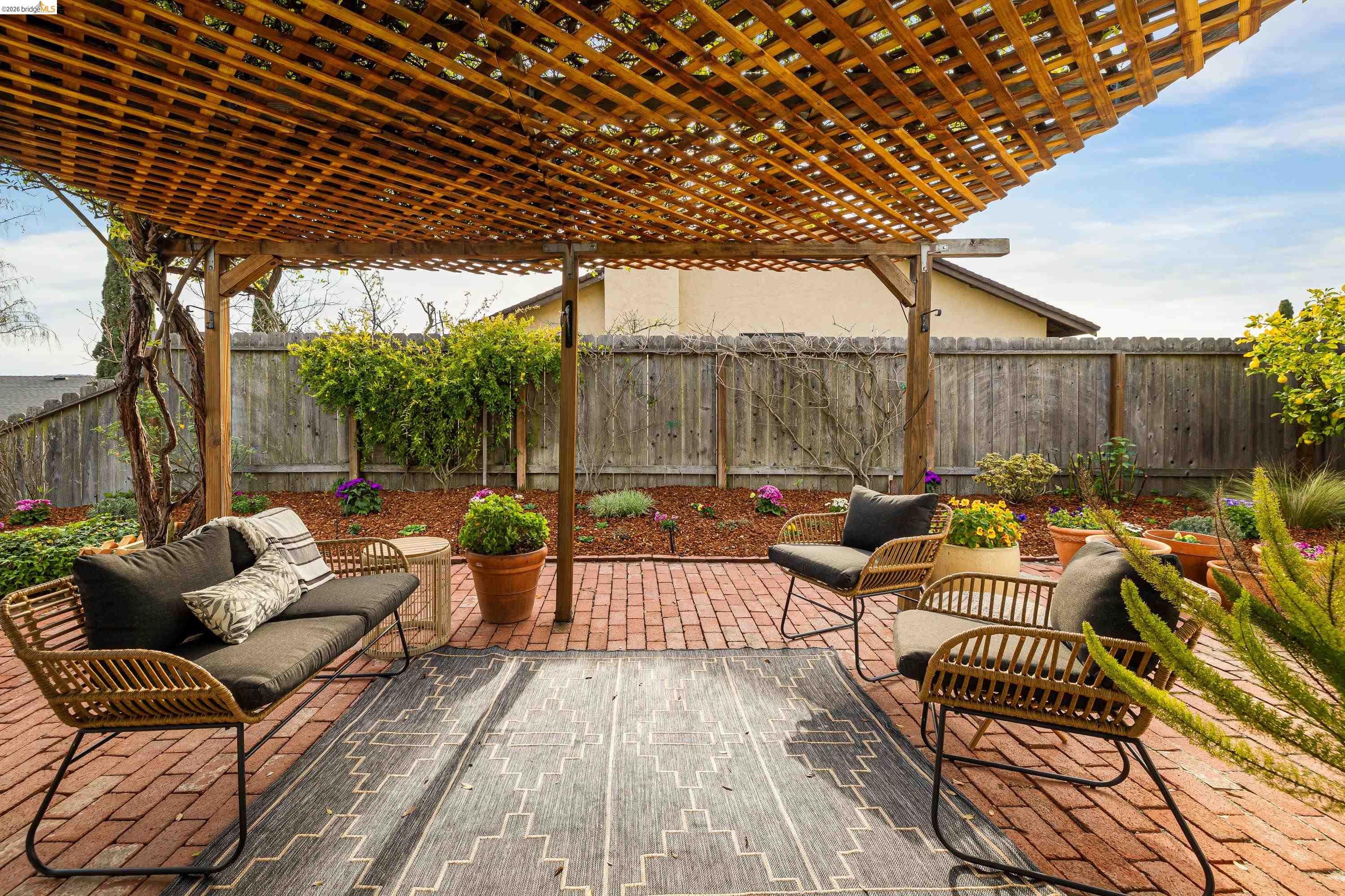 Detail Gallery Image 47 of 58 For 10 Clear Water Ct, Richmond,  CA 94803 - 3 Beds | 2 Baths