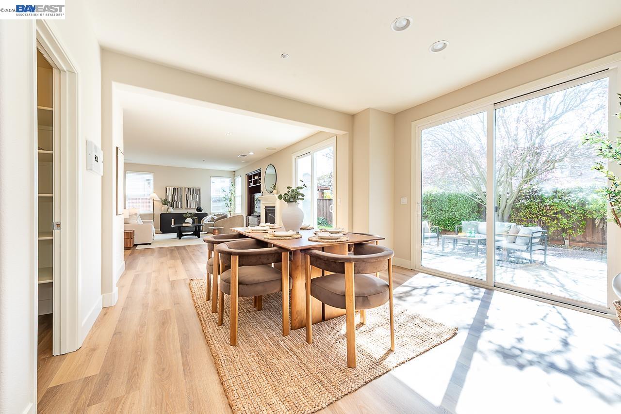 Detail Gallery Image 24 of 60 For 33038 Garfinkle St, Union City,  CA 94587 - 5 Beds | 4/1 Baths