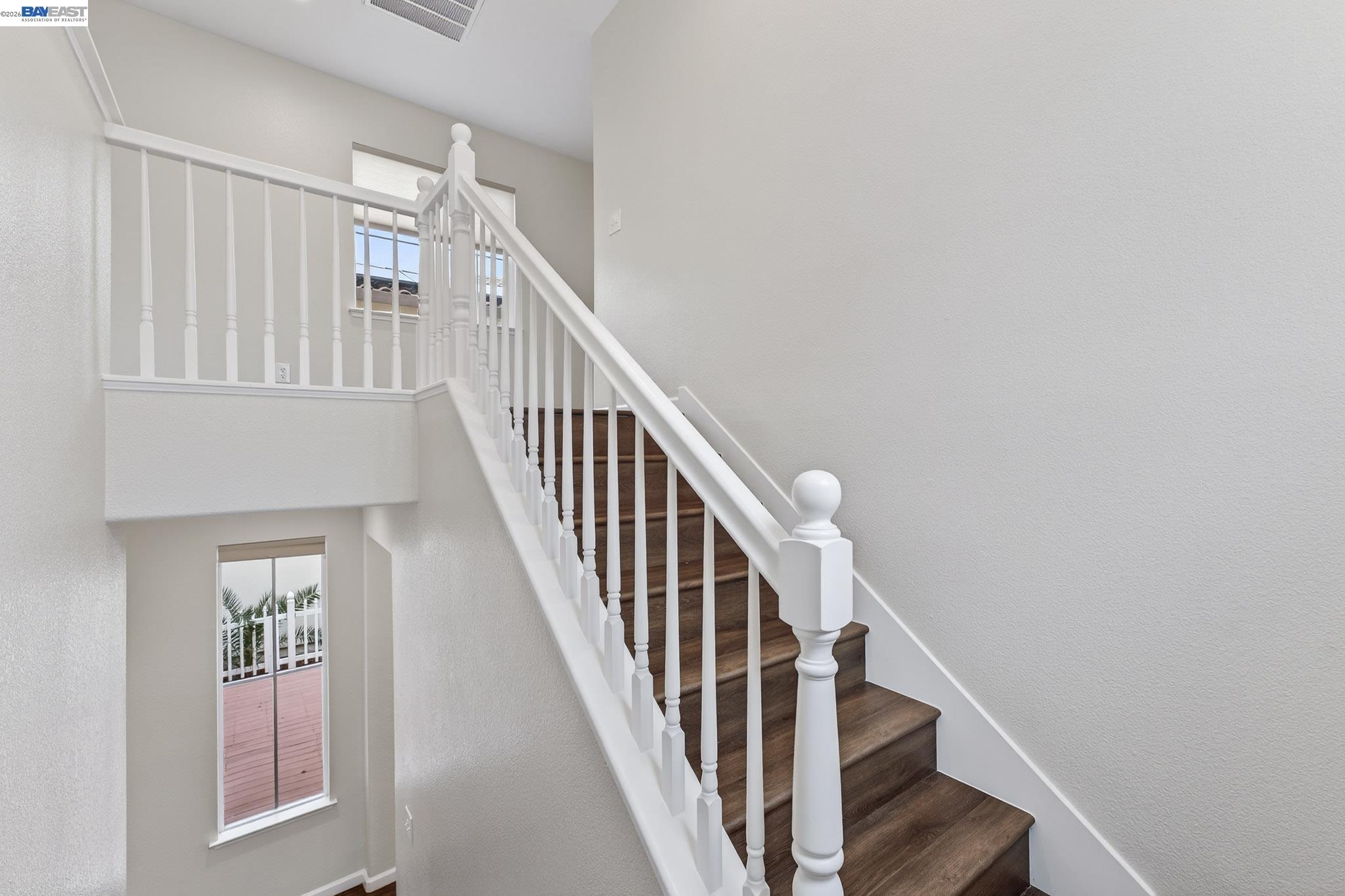 Detail Gallery Image 15 of 48 For 43 W Casita Ln, Mountain House,  CA 95391 - 3 Beds | 2/1 Baths