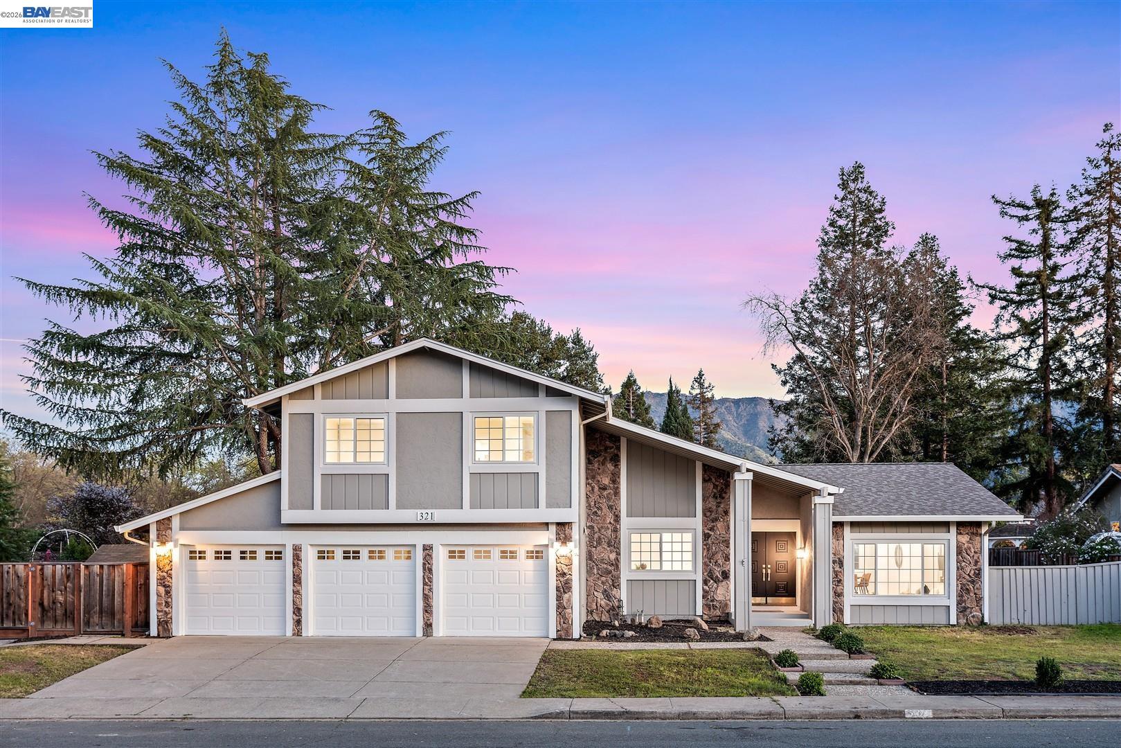 Front Image Thumbnail for BE41125805