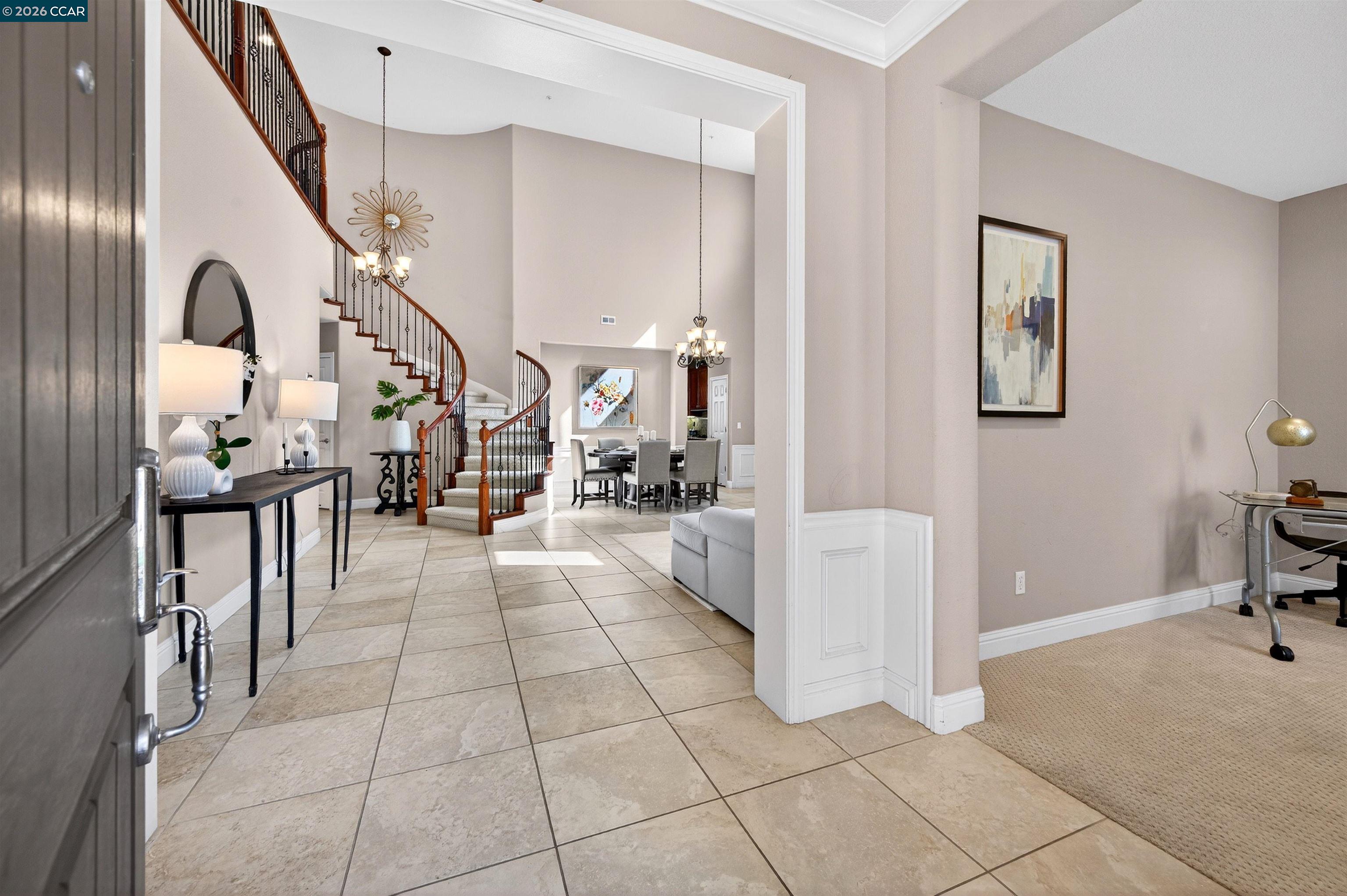 Detail Gallery Image 8 of 60 For 6 Tullach Pl, Hayward,  CA 94542 - 5 Beds | 3 Baths