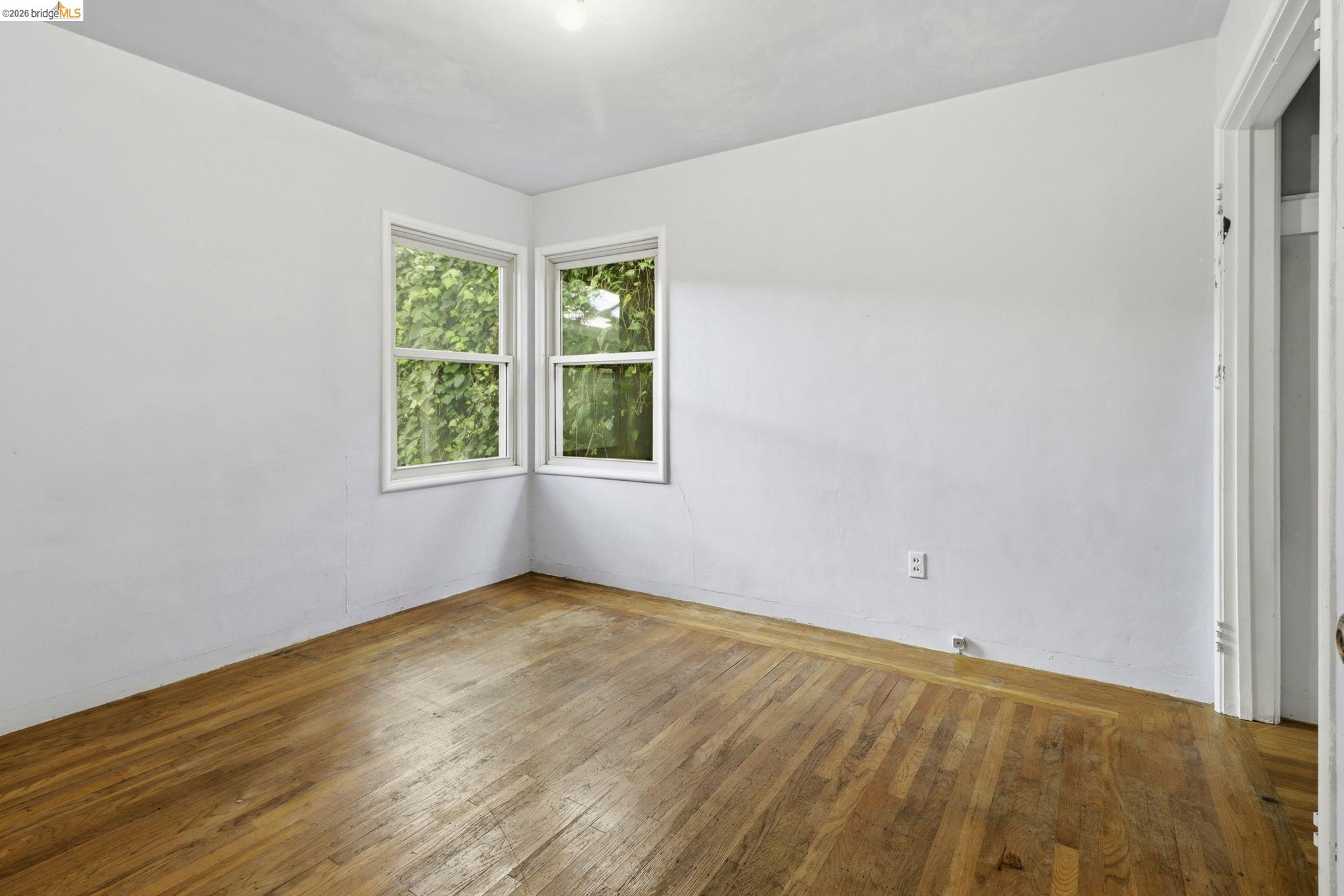 Detail Gallery Image 32 of 41 For 1529 Ada St, Berkeley,  CA 94703 - 5 Beds | 2 Baths