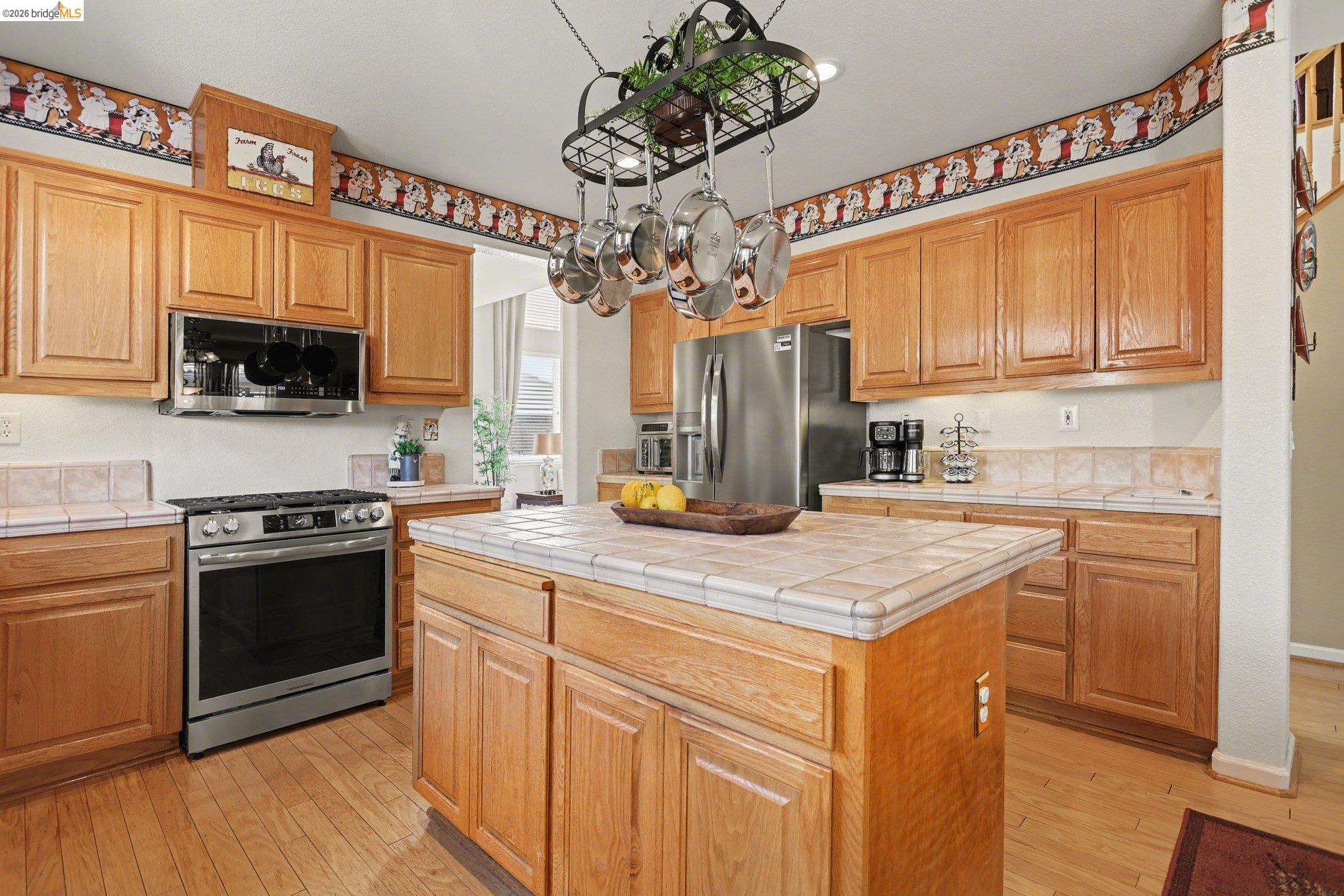 Detail Gallery Image 15 of 43 For 5407 Cherokee Way, Antioch,  CA 94531 - 5 Beds | 3 Baths