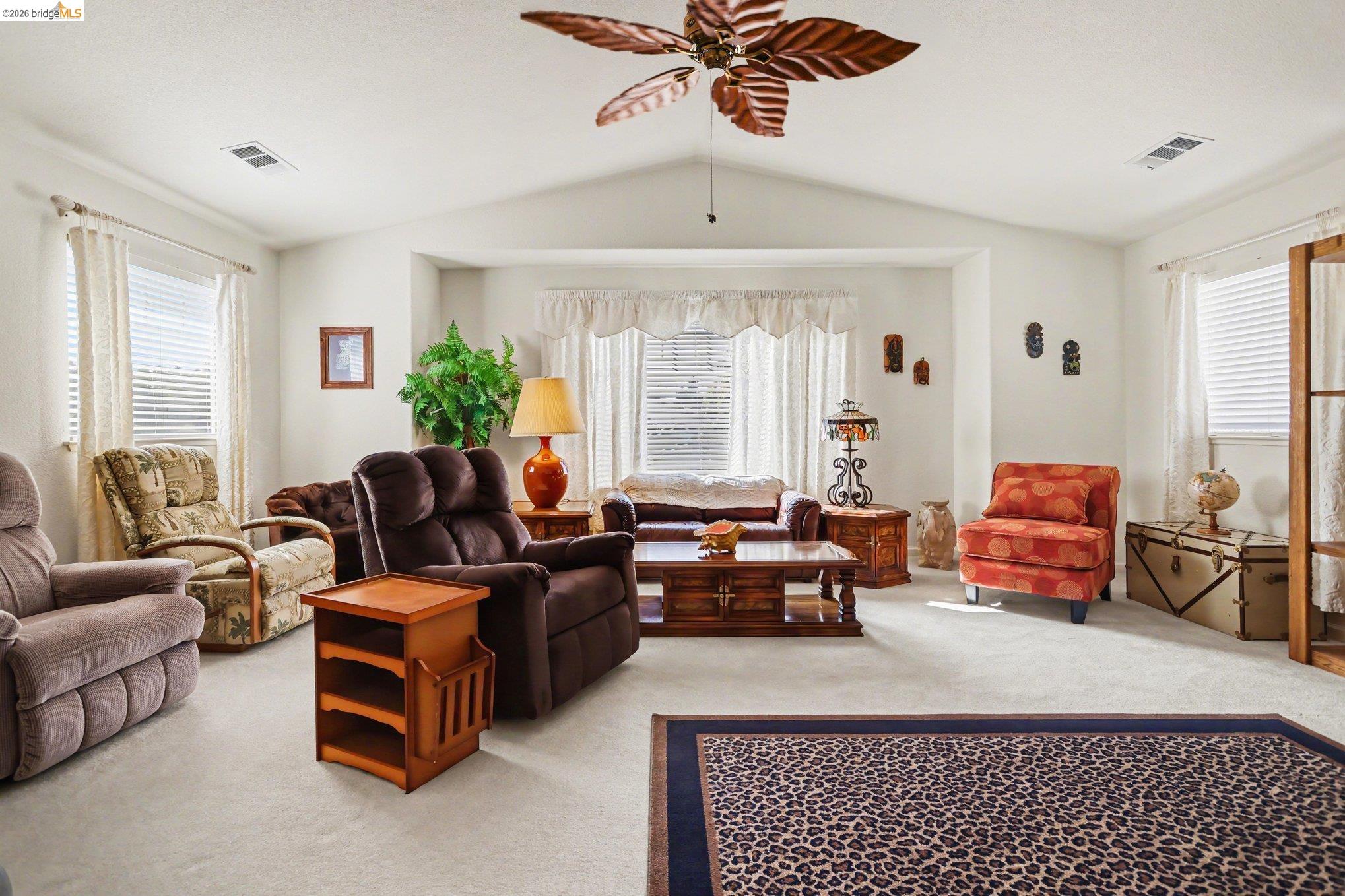 Detail Gallery Image 20 of 43 For 5407 Cherokee Way, Antioch,  CA 94531 - 5 Beds | 3 Baths