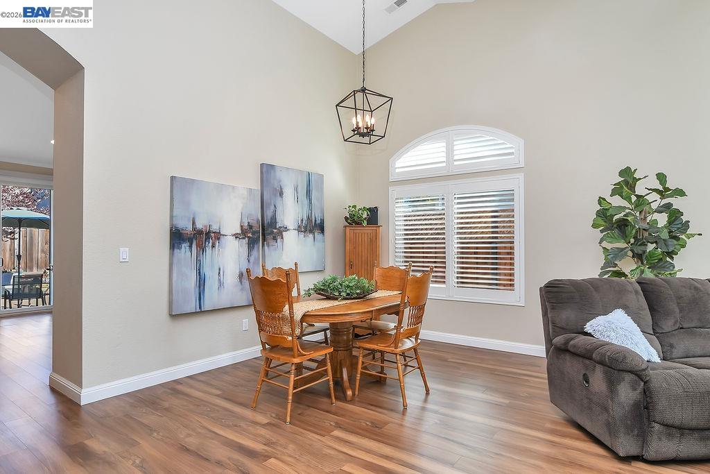 Detail Gallery Image 5 of 32 For 4876 Trenton St, Oakley,  CA 94561 - 3 Beds | 2 Baths