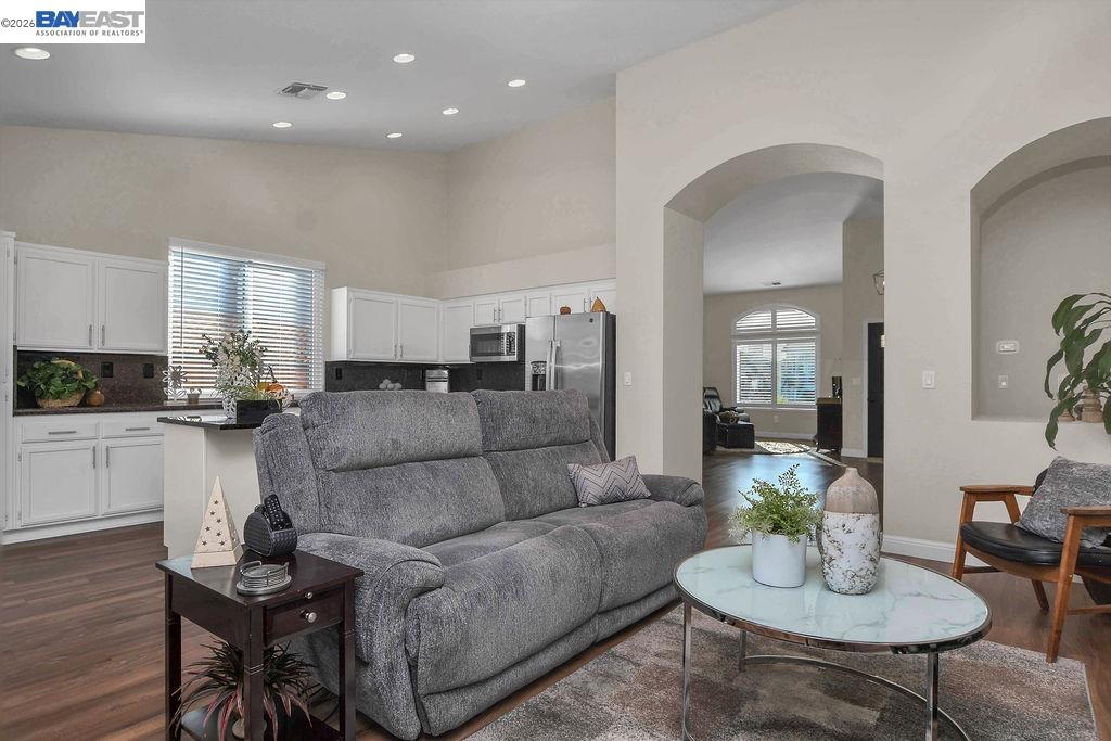 Detail Gallery Image 9 of 32 For 4876 Trenton St, Oakley,  CA 94561 - 3 Beds | 2 Baths