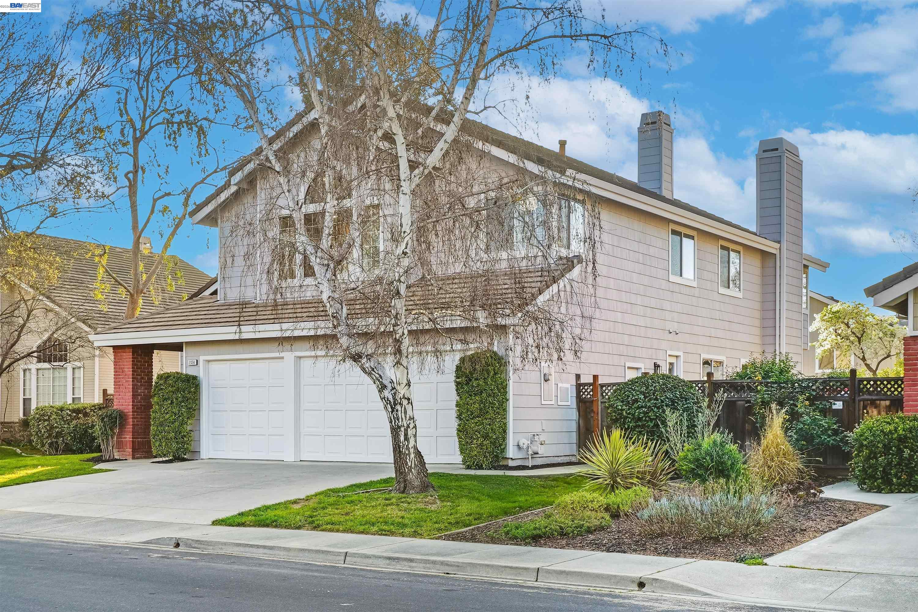 Detail Gallery Image 4 of 59 For 2058 Palmer Dr, Pleasanton,  CA 94588 - 5 Beds | 3 Baths