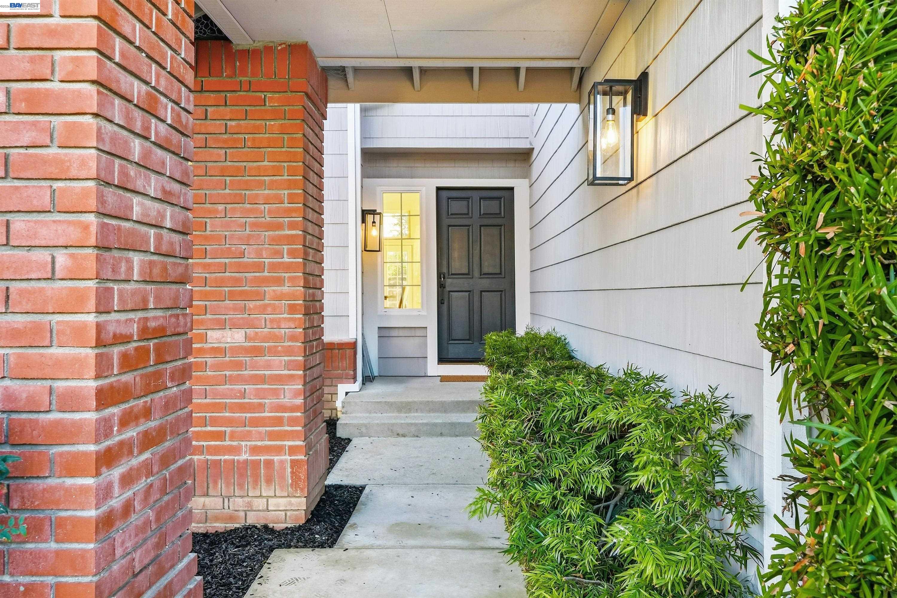 Detail Gallery Image 6 of 59 For 2058 Palmer Dr, Pleasanton,  CA 94588 - 5 Beds | 3 Baths