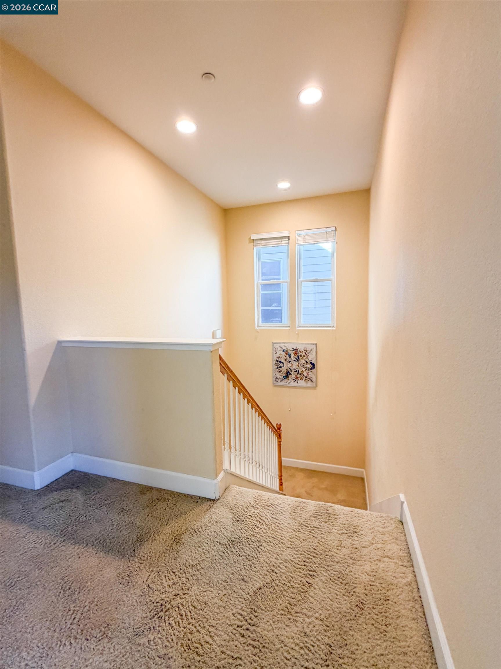 Detail Gallery Image 23 of 35 For 3198 S Front St, Hercules,  CA 94547 - 3 Beds | 2/1 Baths