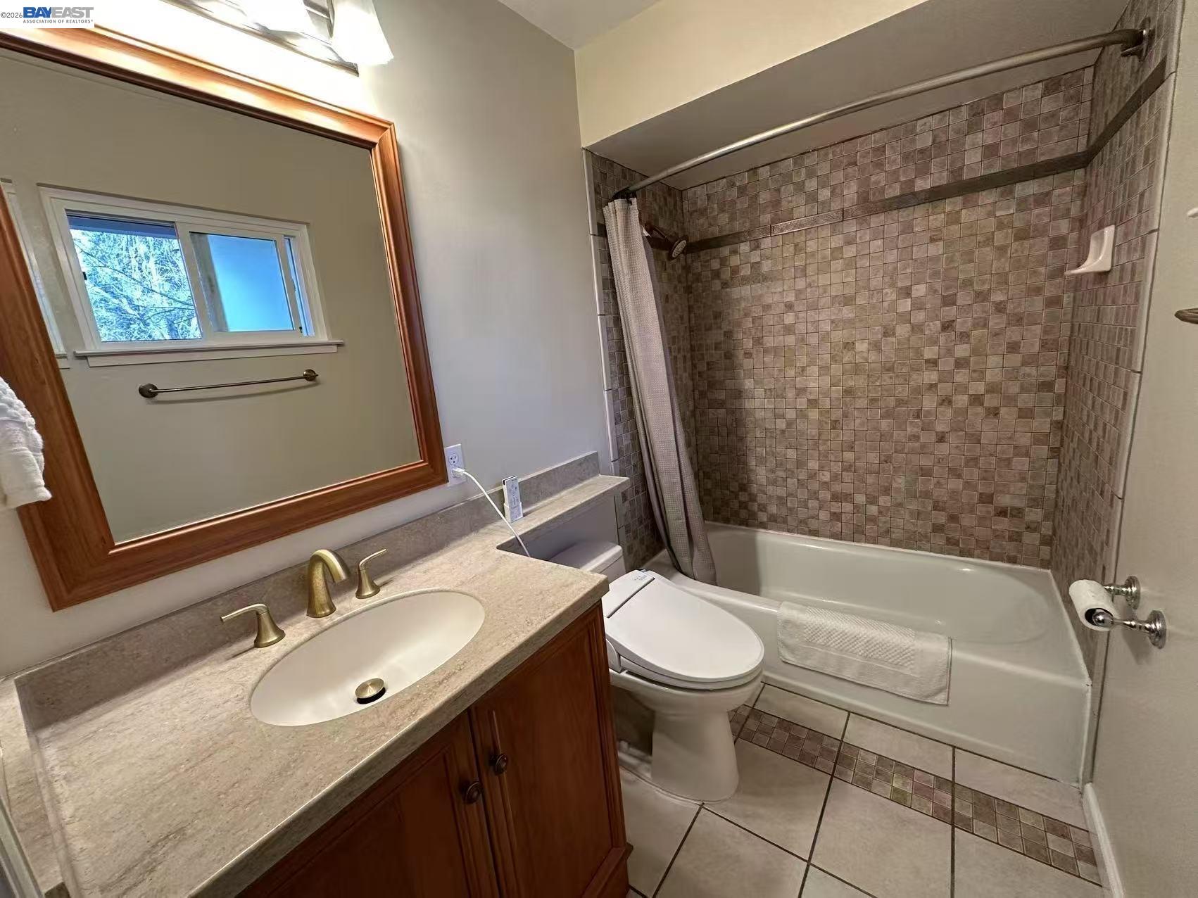 Detail Gallery Image 15 of 20 For 129 Belle Meade Pl, San Ramon,  CA 94583 - 4 Beds | 3 Baths