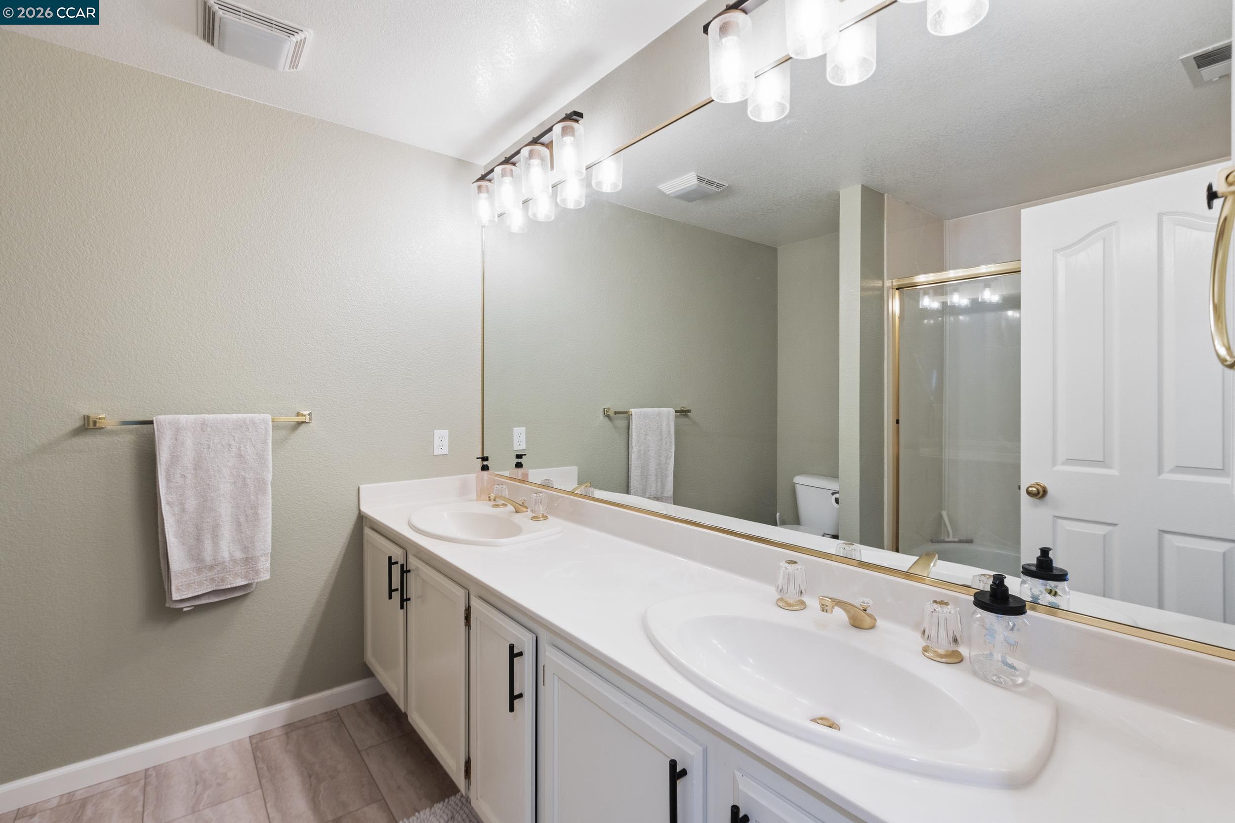 Detail Gallery Image 32 of 43 For 342 Newcastle Ln, Danville,  CA 94506 - 4 Beds | 3 Baths