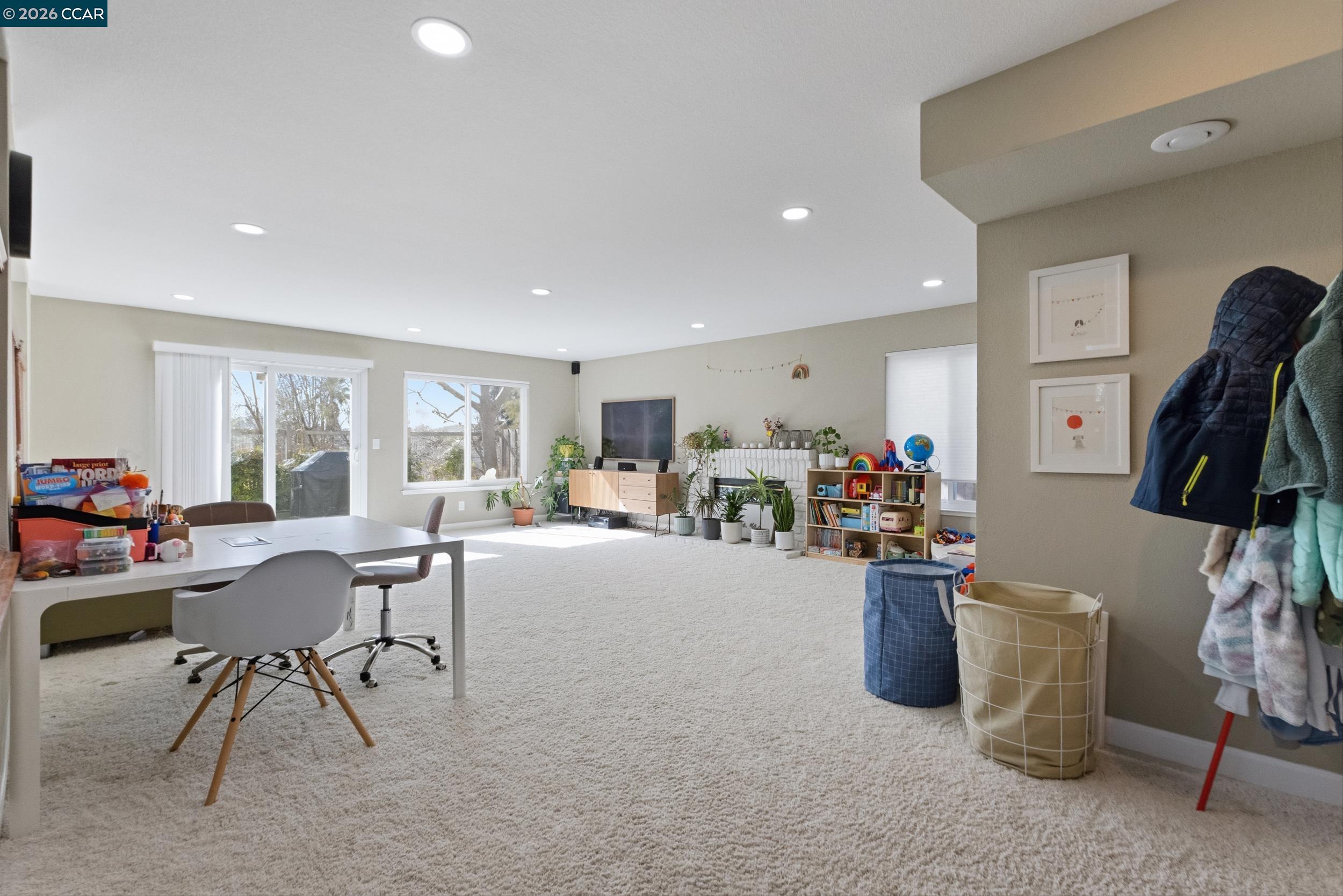 Detail Gallery Image 35 of 43 For 342 Newcastle Ln, Danville,  CA 94506 - 4 Beds | 3 Baths