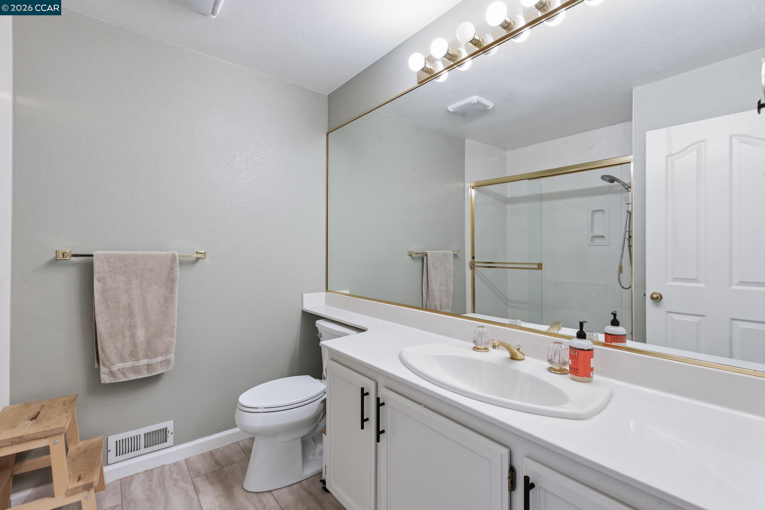 Detail Gallery Image 39 of 43 For 342 Newcastle Ln, Danville,  CA 94506 - 4 Beds | 3 Baths