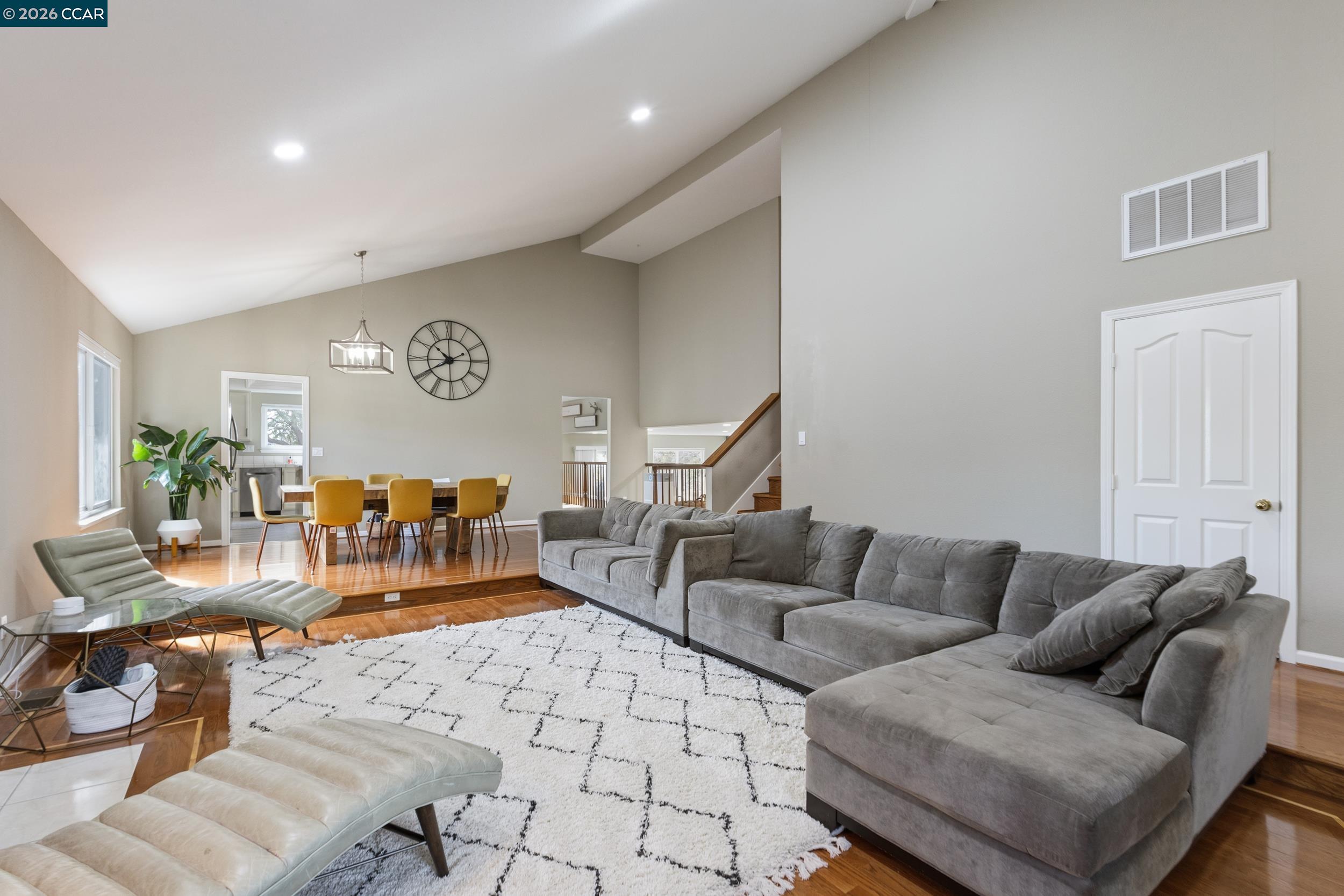 Detail Gallery Image 9 of 43 For 342 Newcastle Ln, Danville,  CA 94506 - 4 Beds | 3 Baths