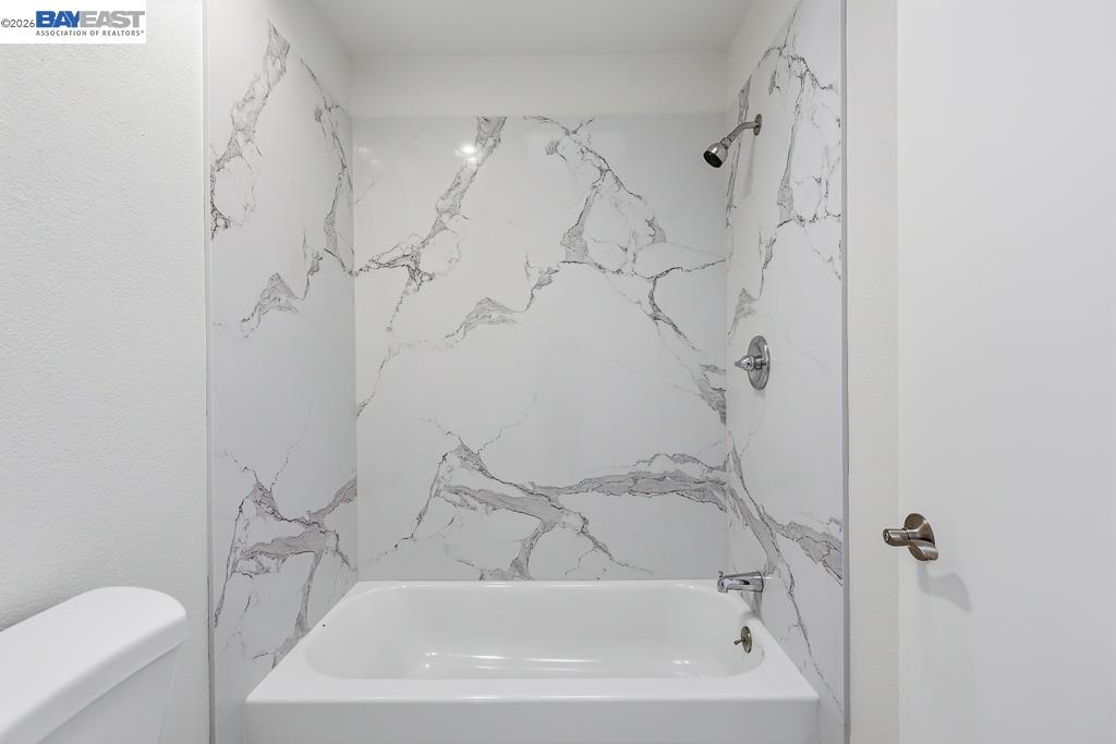 Detail Gallery Image 39 of 56 For 807 Bourton Ct, Antioch,  CA 94509 - 4 Beds | 2/1 Baths