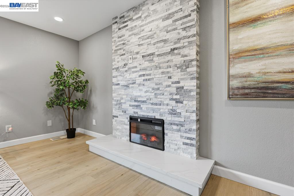 Detail Gallery Image 10 of 56 For 807 Bourton Ct, Antioch,  CA 94509 - 4 Beds | 2/1 Baths