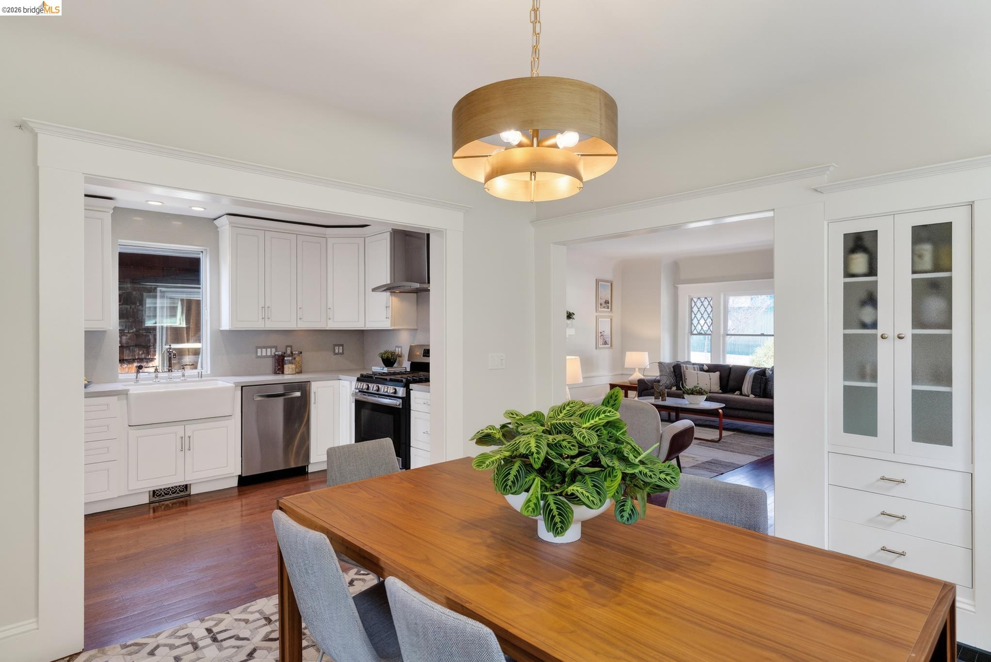 Detail Gallery Image 13 of 47 For 1331 Excelsior Ave, Oakland,  CA 94602 - 3 Beds | 2 Baths