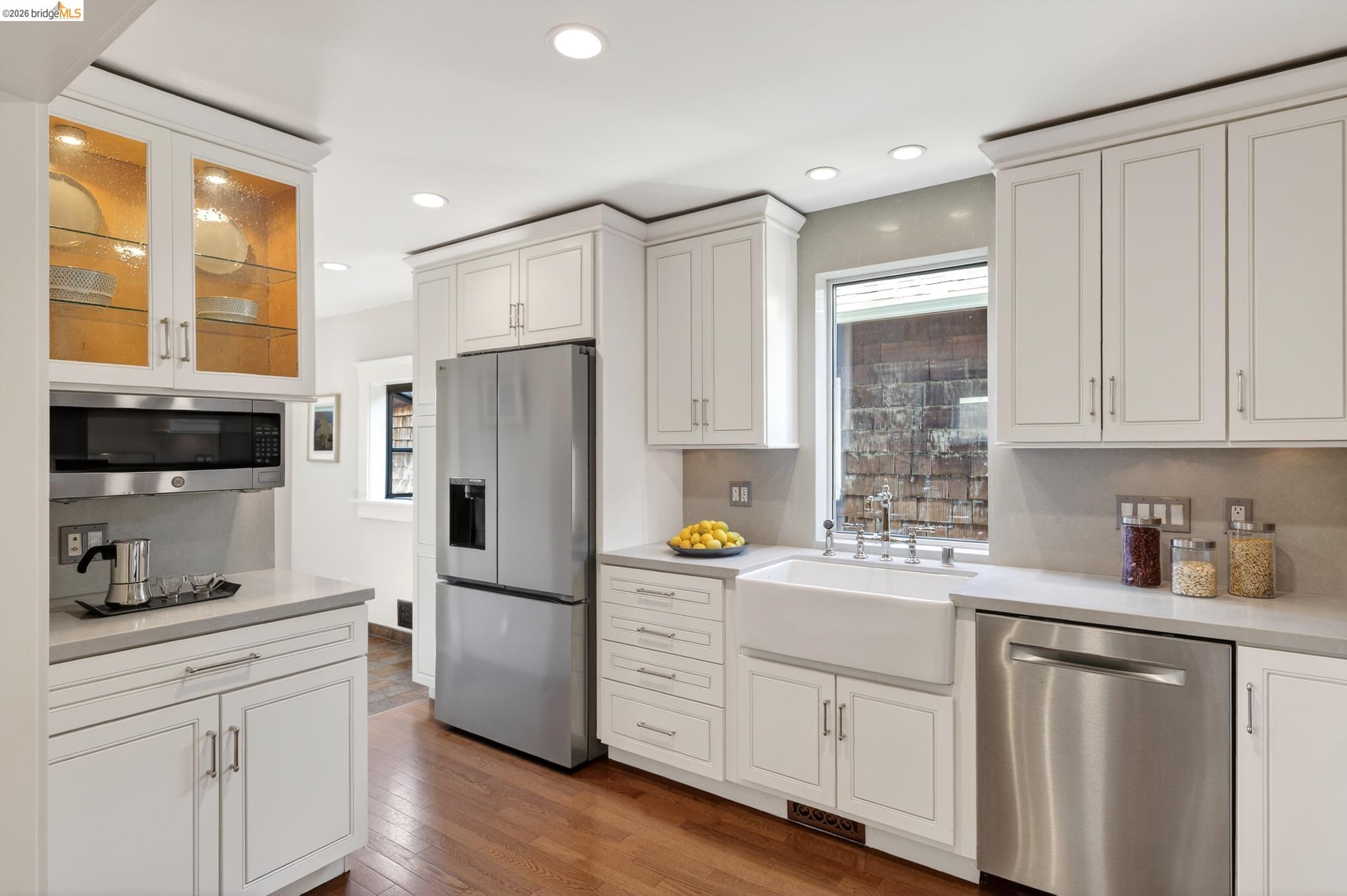 Detail Gallery Image 16 of 47 For 1331 Excelsior Ave, Oakland,  CA 94602 - 3 Beds | 2 Baths