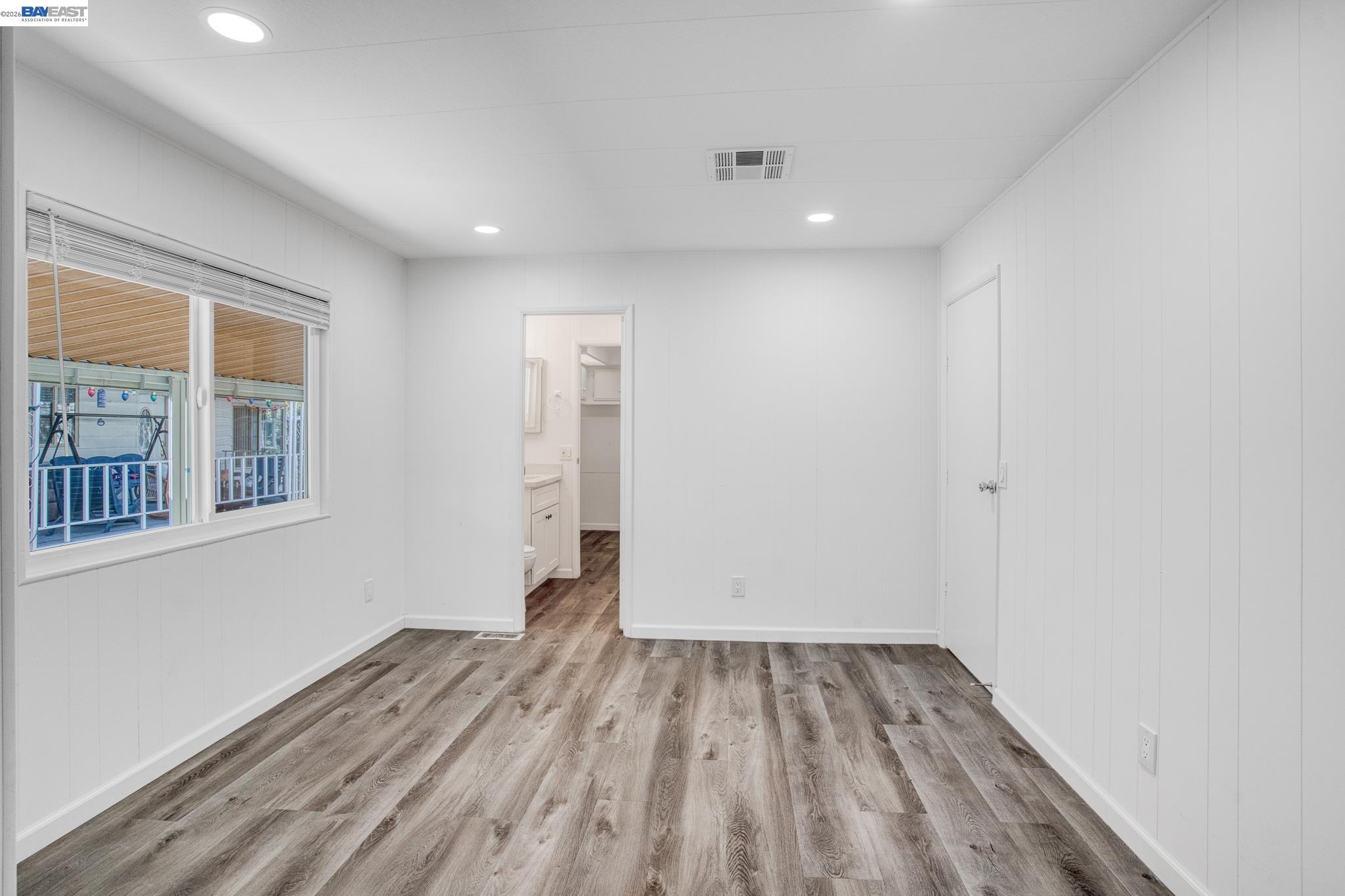 Detail Gallery Image 23 of 40 For 29330 Middleborough Way, Hayward,  CA 94544 - 3 Beds | 3 Baths